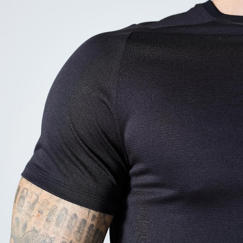 Ademend fitness-T-shirt voor heren regular fit ronde hals zwart