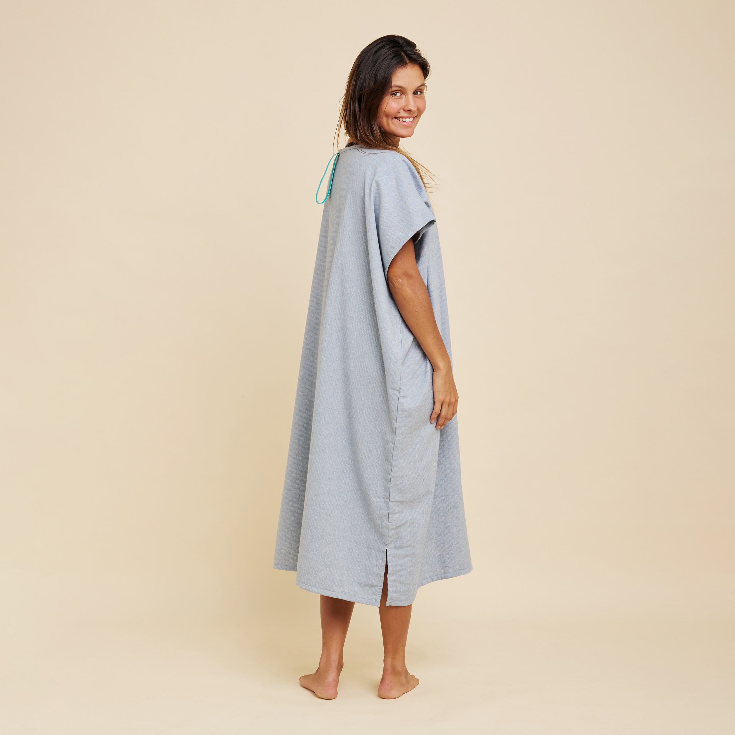 Poncho De Bain éponge Unisexe CalmyBEACH - 100% Coton Avec Capuche Et Poche Zippée - Idéal Plage, Surf, Camping