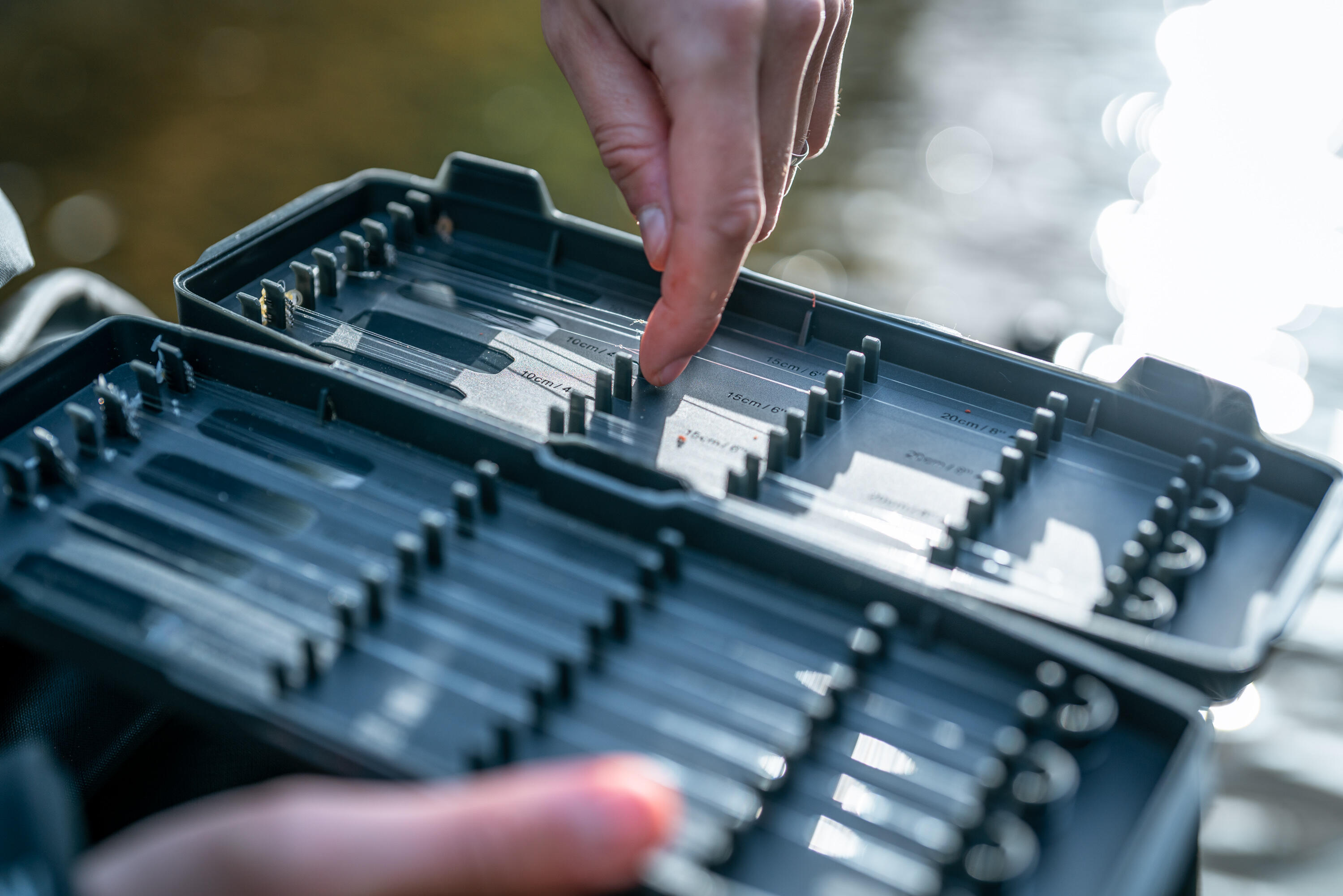 Boîte de rangement pour bas de ligne feeder et method feeder FF - FBox - 100 12/13