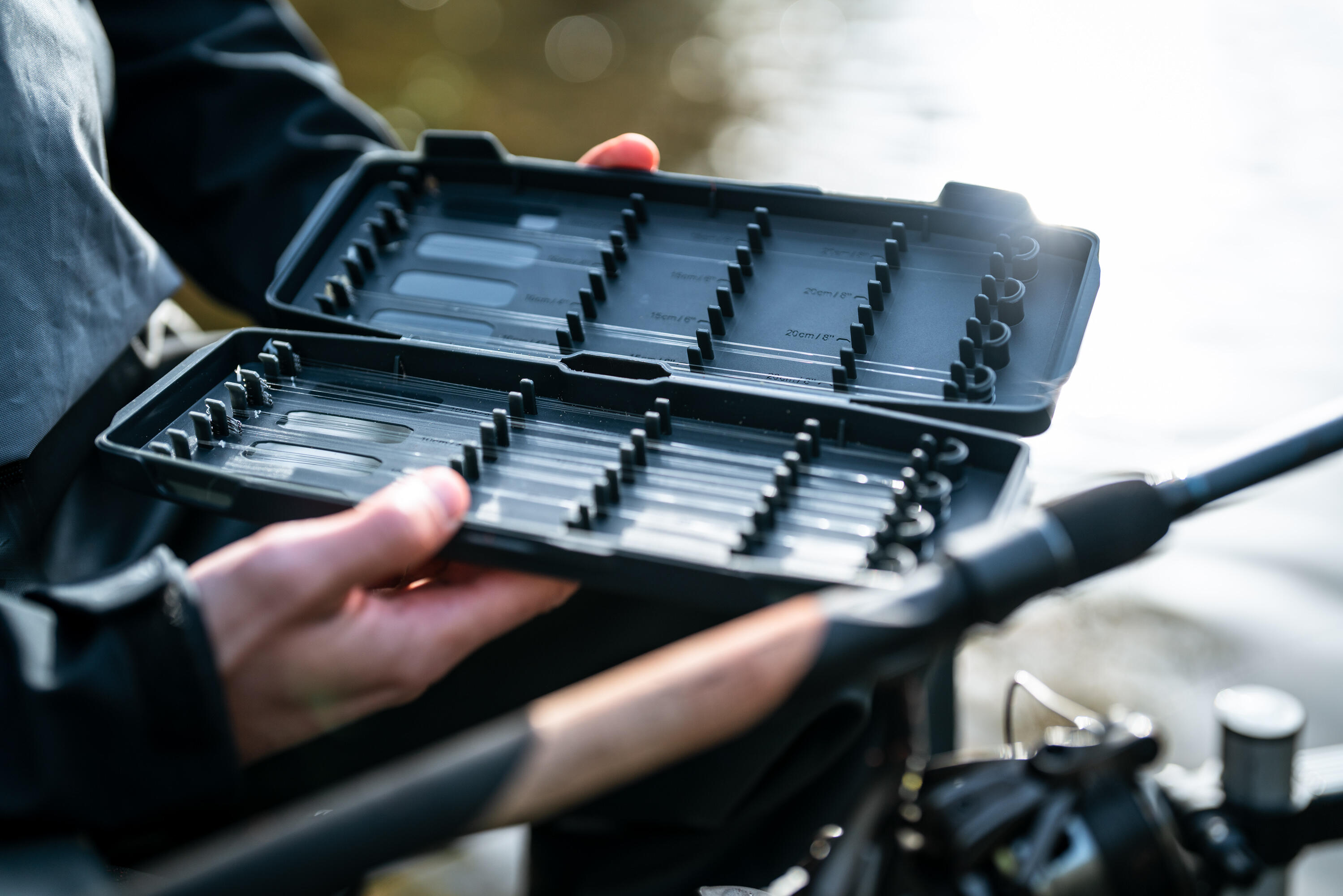 Boîte de rangement pour bas de ligne feeder et method feeder FF - FBox - 100 10/13