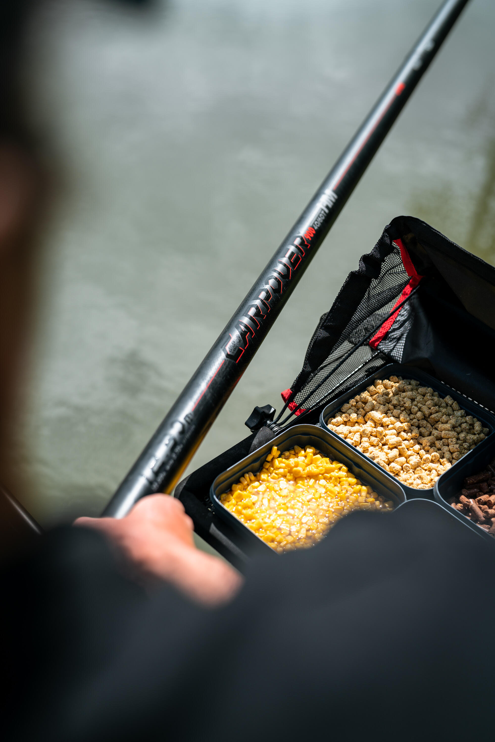 Pellet carp fishing al colpo GOOSTER BABY CORN canapa speziata 8 mm 0,7 kg 7/8