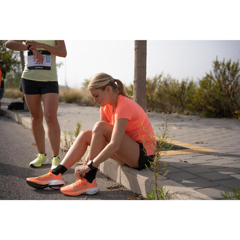 Zapatillas running Mujer - KIPRUN KD900 rojo coral 