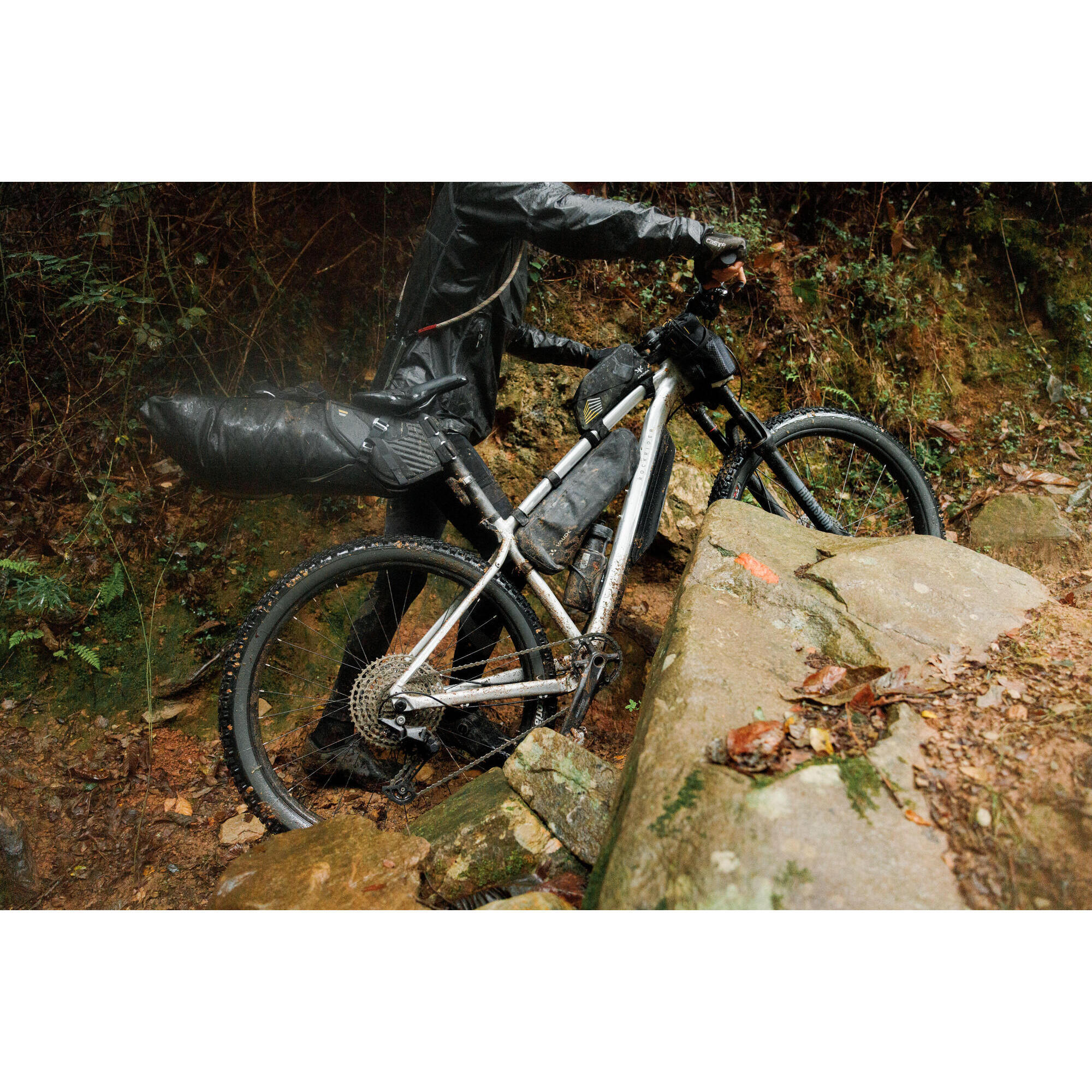 GARDE BOUE VELO VTT PROTECTION DE CADRE NOIR 26 27 5 29 ROCKRIDER Decathlon
