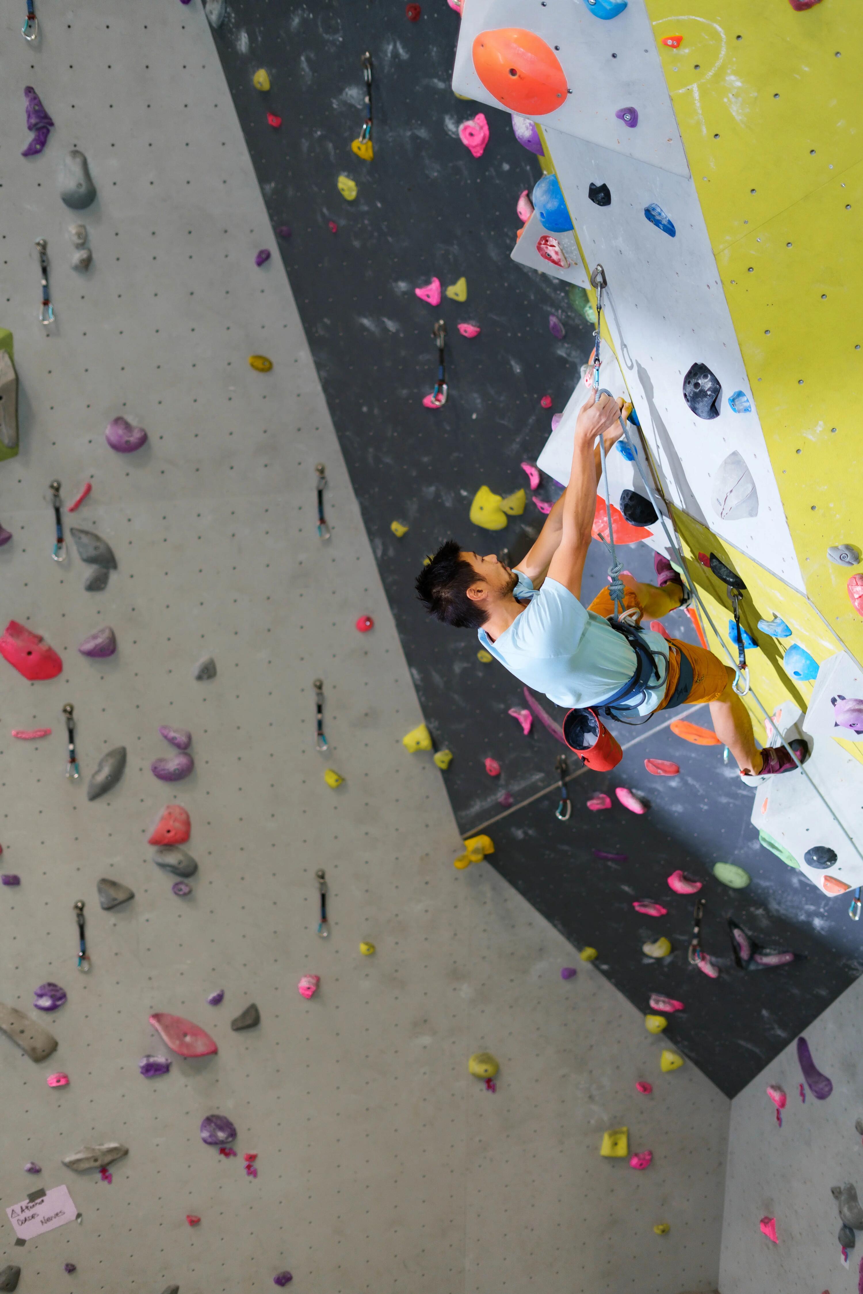 Como escolher um arnês de escalada ou alpinismo | Decathlon