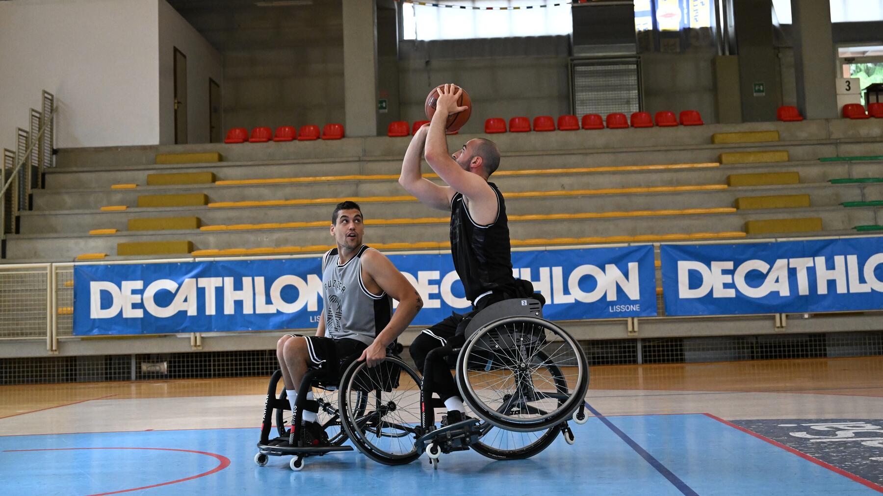 Erfahre hier, was das Rollstuhl Basketball ausmacht!