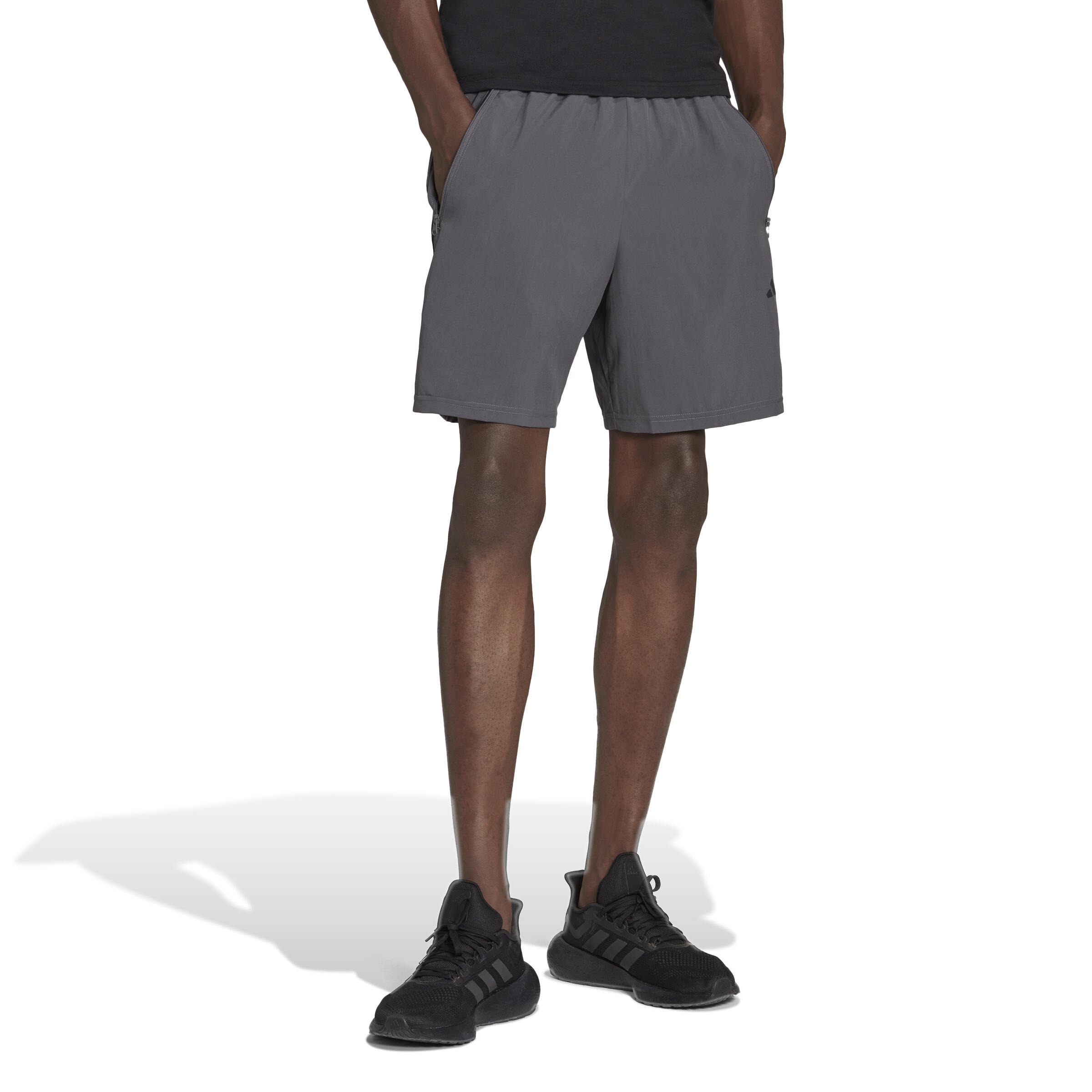 Pantalon scurt Fitness cardio cu logo Gri Bărbați ADIDAS imagine noua