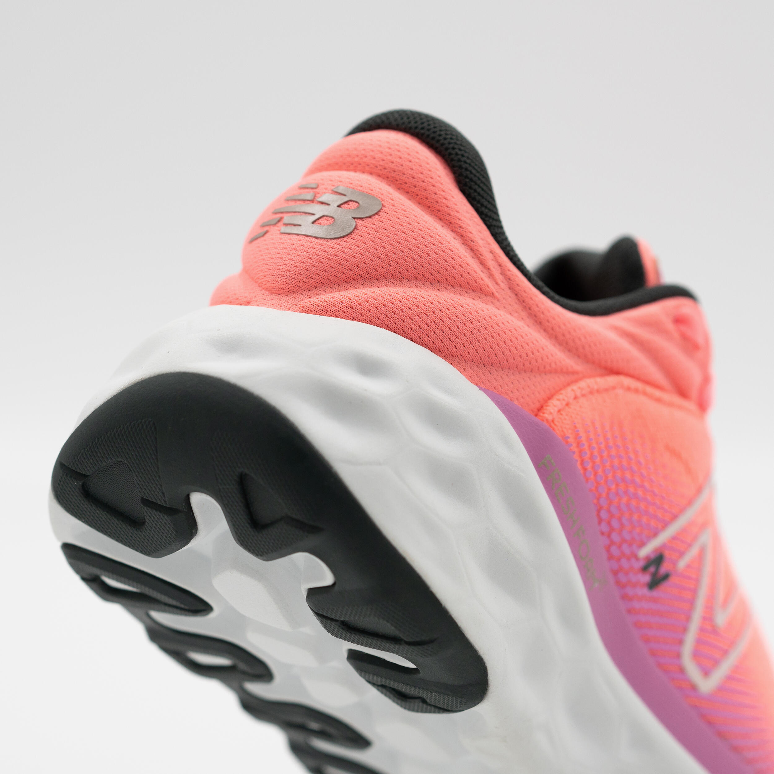 NB 840 Women's Running Shoes SS23 - PINK 4/5
