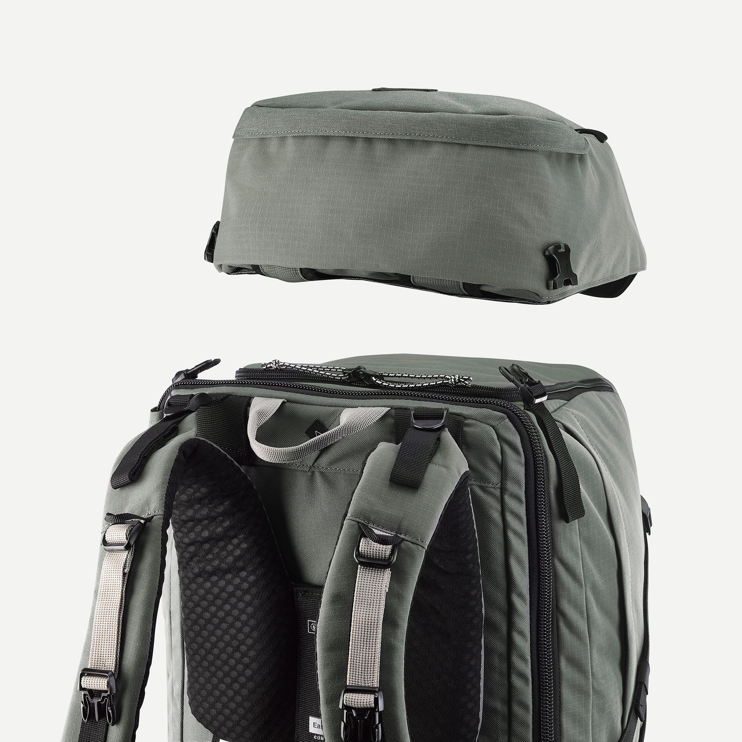 Men’s Hiking Backpack - Travel 900 Khaki - FORCLAZ
