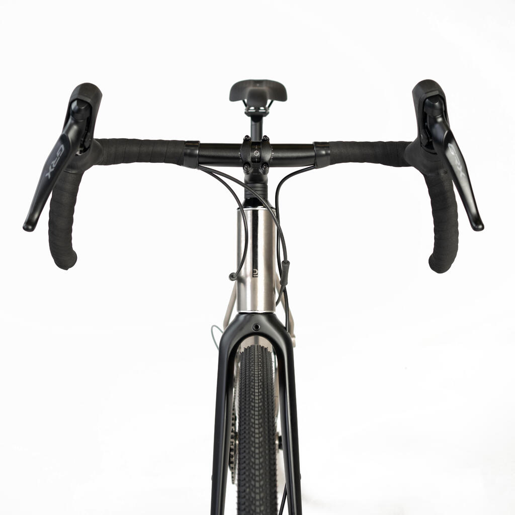 Pánsky bicykel Gravel 900 s titánovým rámom