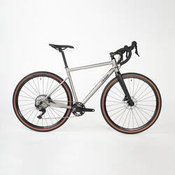 VELO GRAVEL TRIBAN GRVL 900 HOMME Cadre Titane