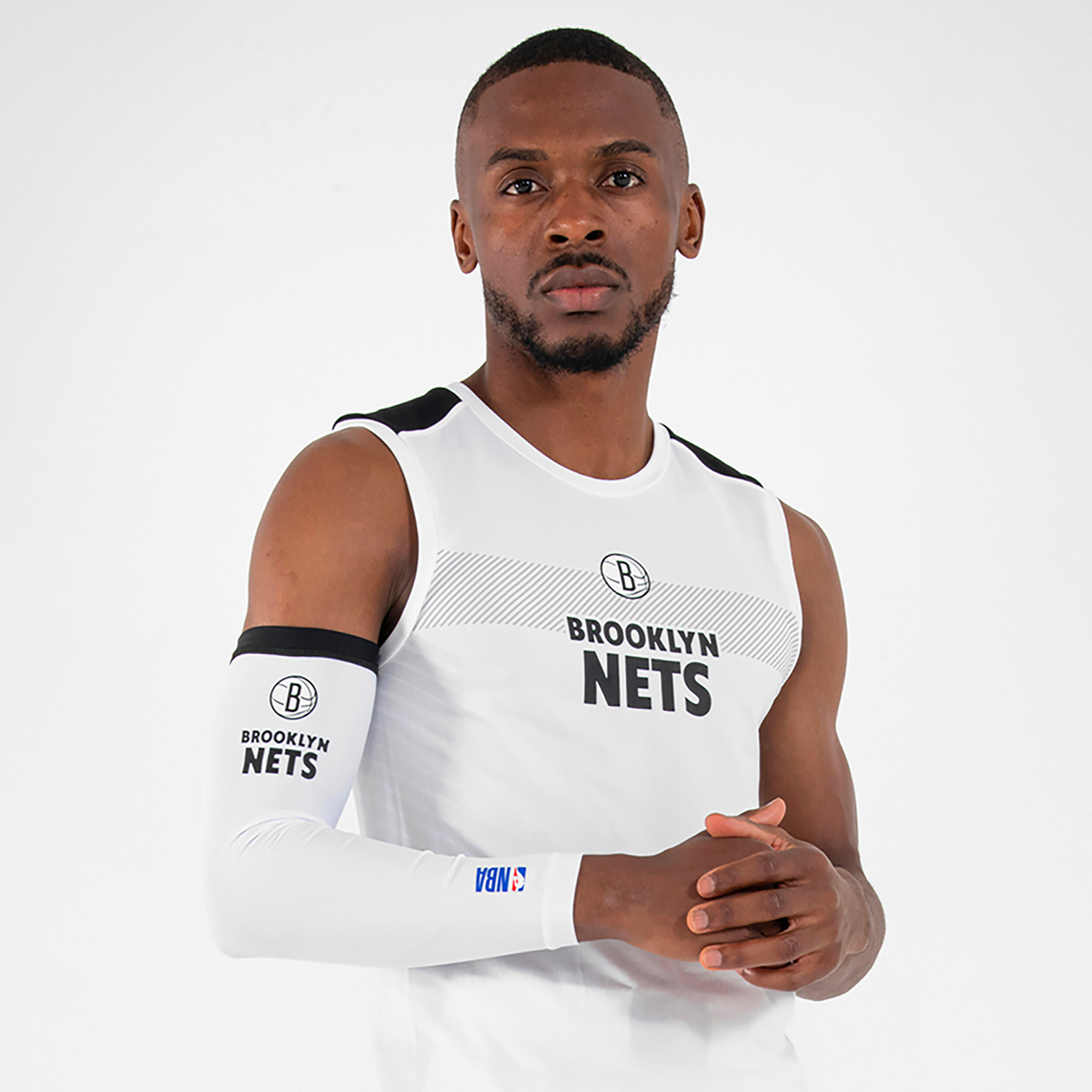 TARMAK Adult Basketball Sleeve E500 - NBA Brooklyn Nets/White