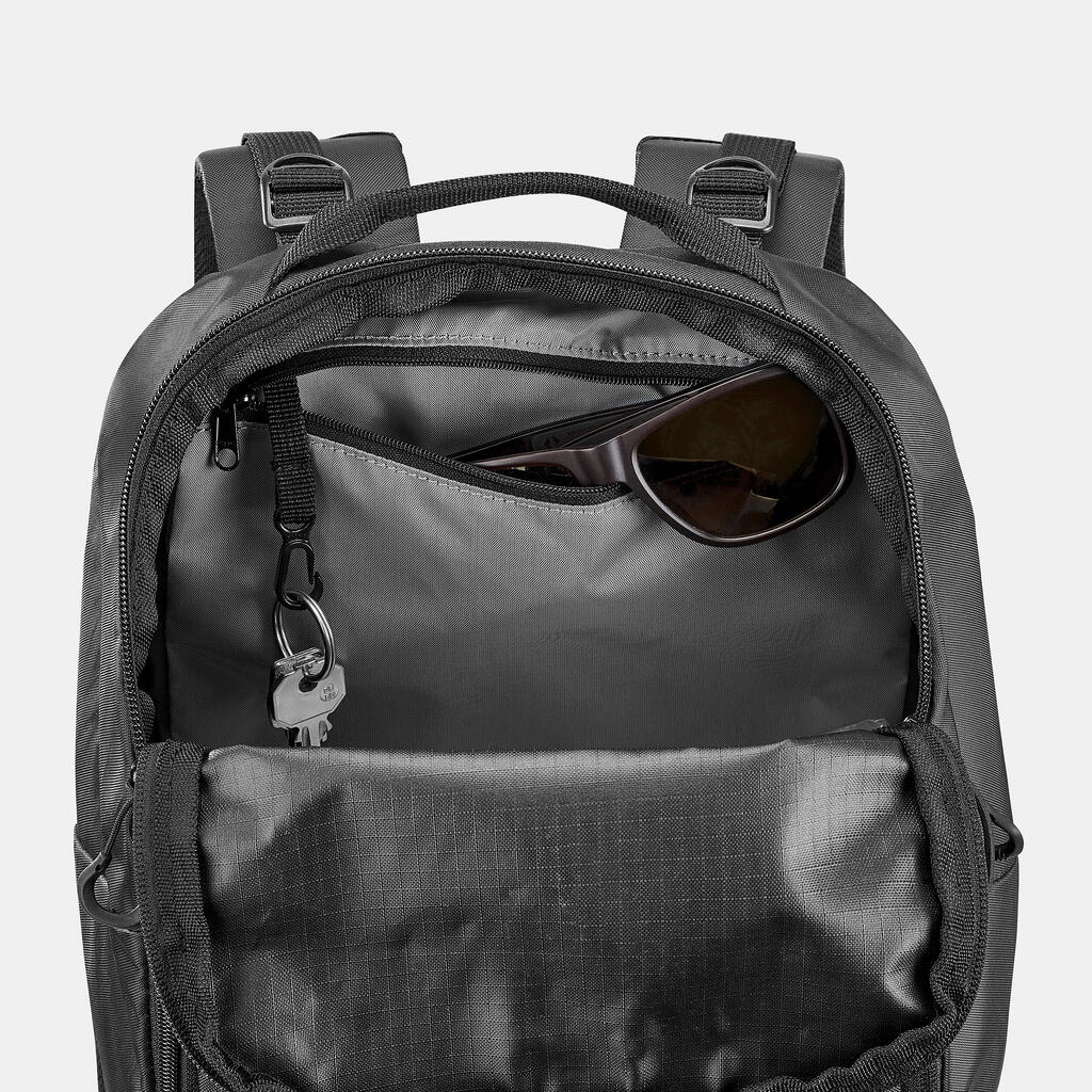 Sac à dos de randonnée montagne 20L, MH100 noir