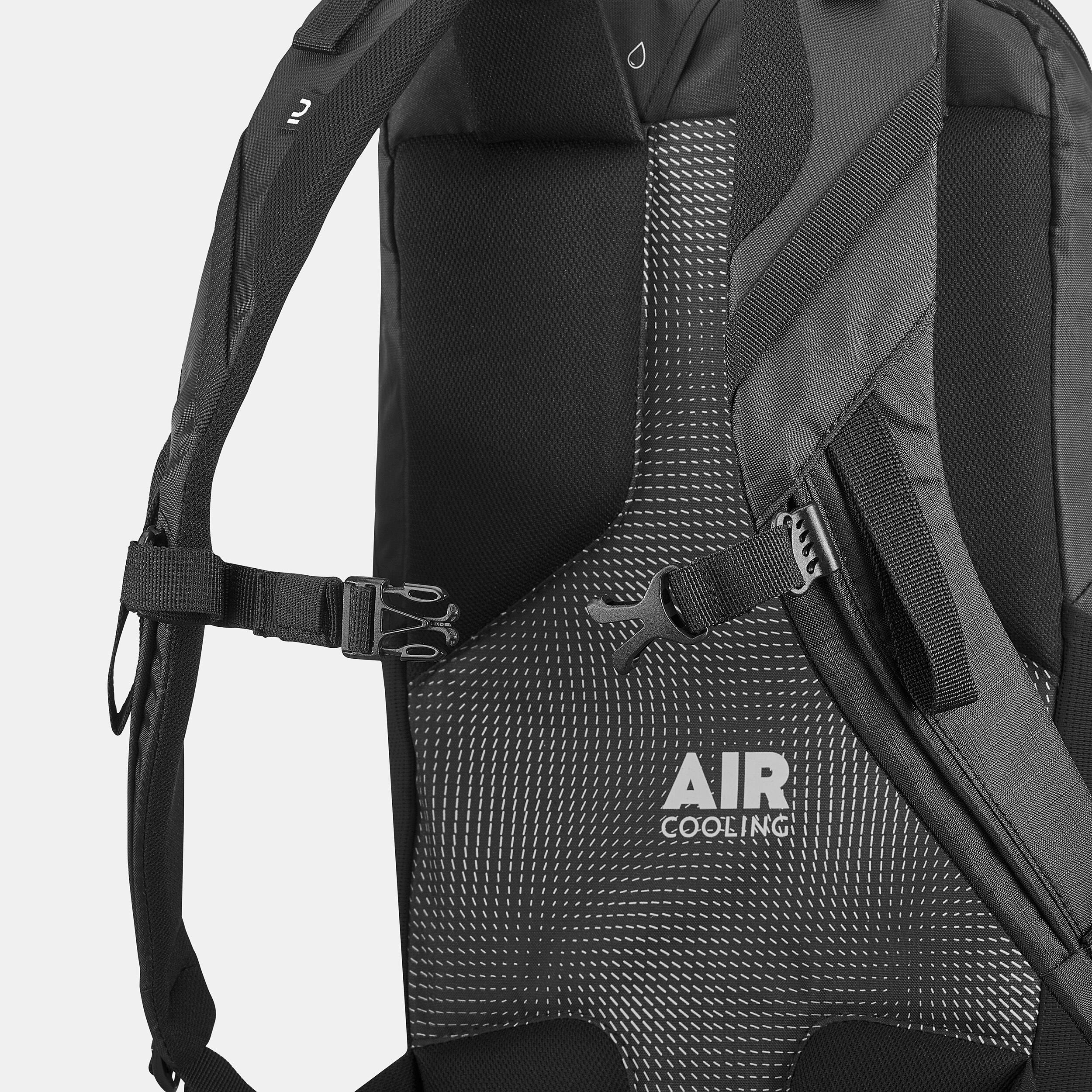 Mochila de senderismo de montaña de 20 L negra MH100 Decathlon