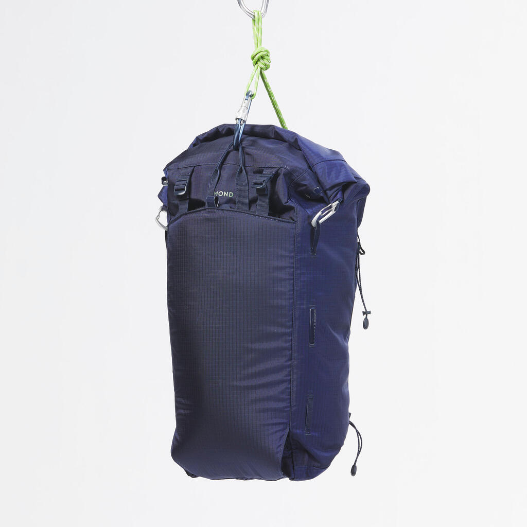 Mountaineering Backpack 30 LITRES - ICE 30 BLUE