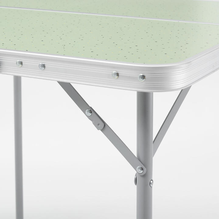 FOLDING CAMPING TABLE 4 PEOPLE QUECHUA Decathlon