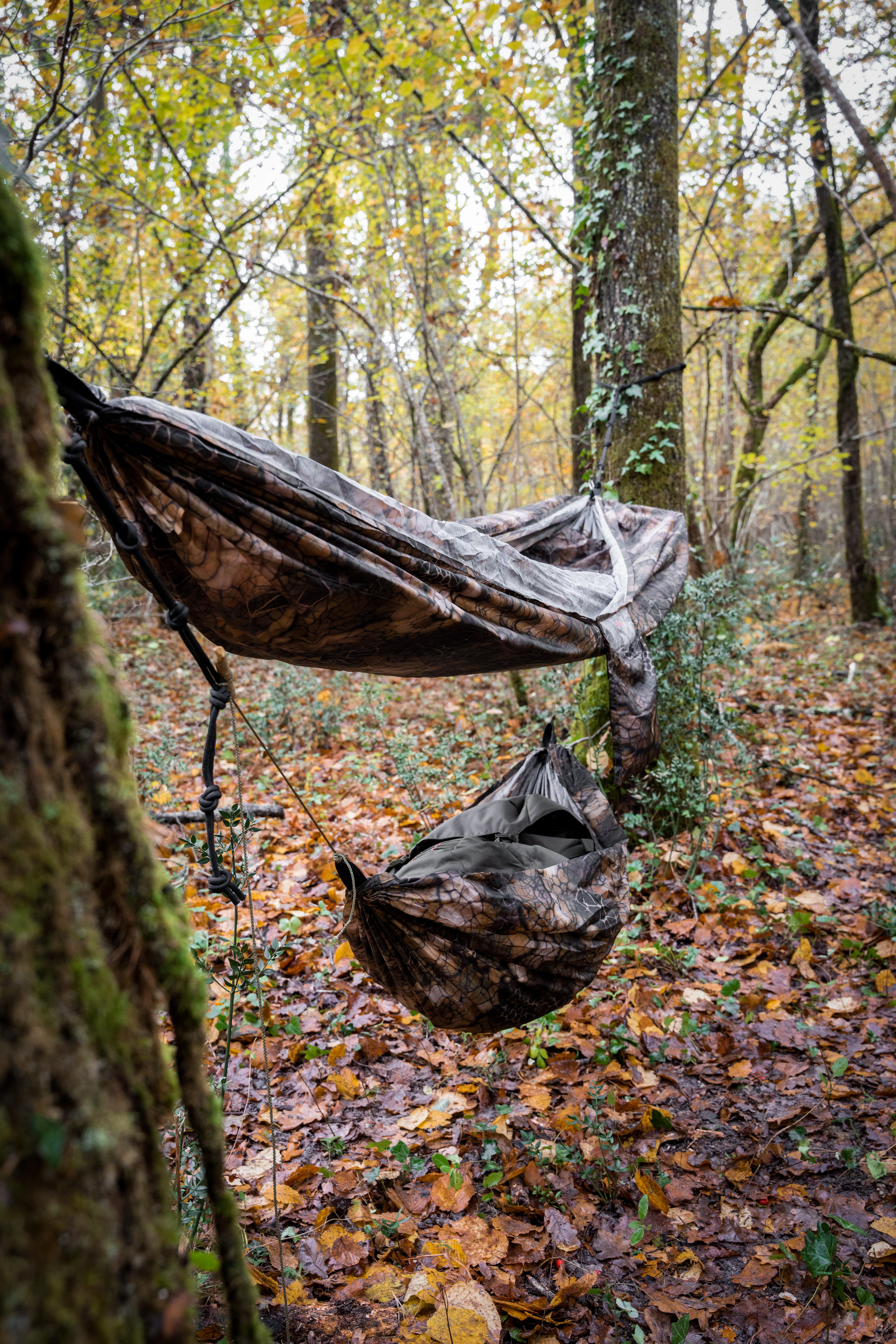 SOLOGNAC Odolný hamak Bushcraft pre 1 osobu s maskovacím motívom Furtiv bez · záber 7