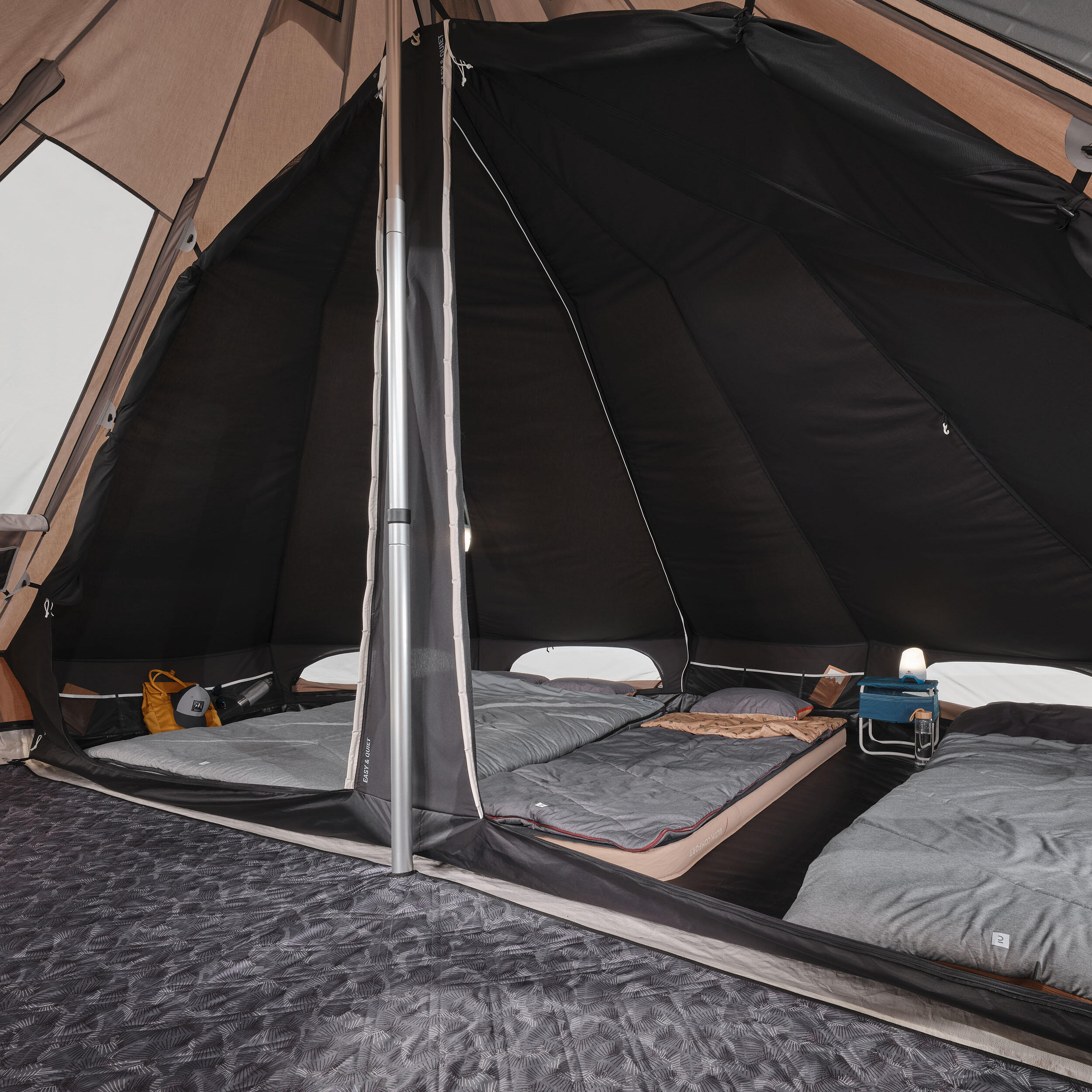 Kampeertipi voor vijf personen Tepee 5.2 polykatoen twee slaapruimtes 19/30