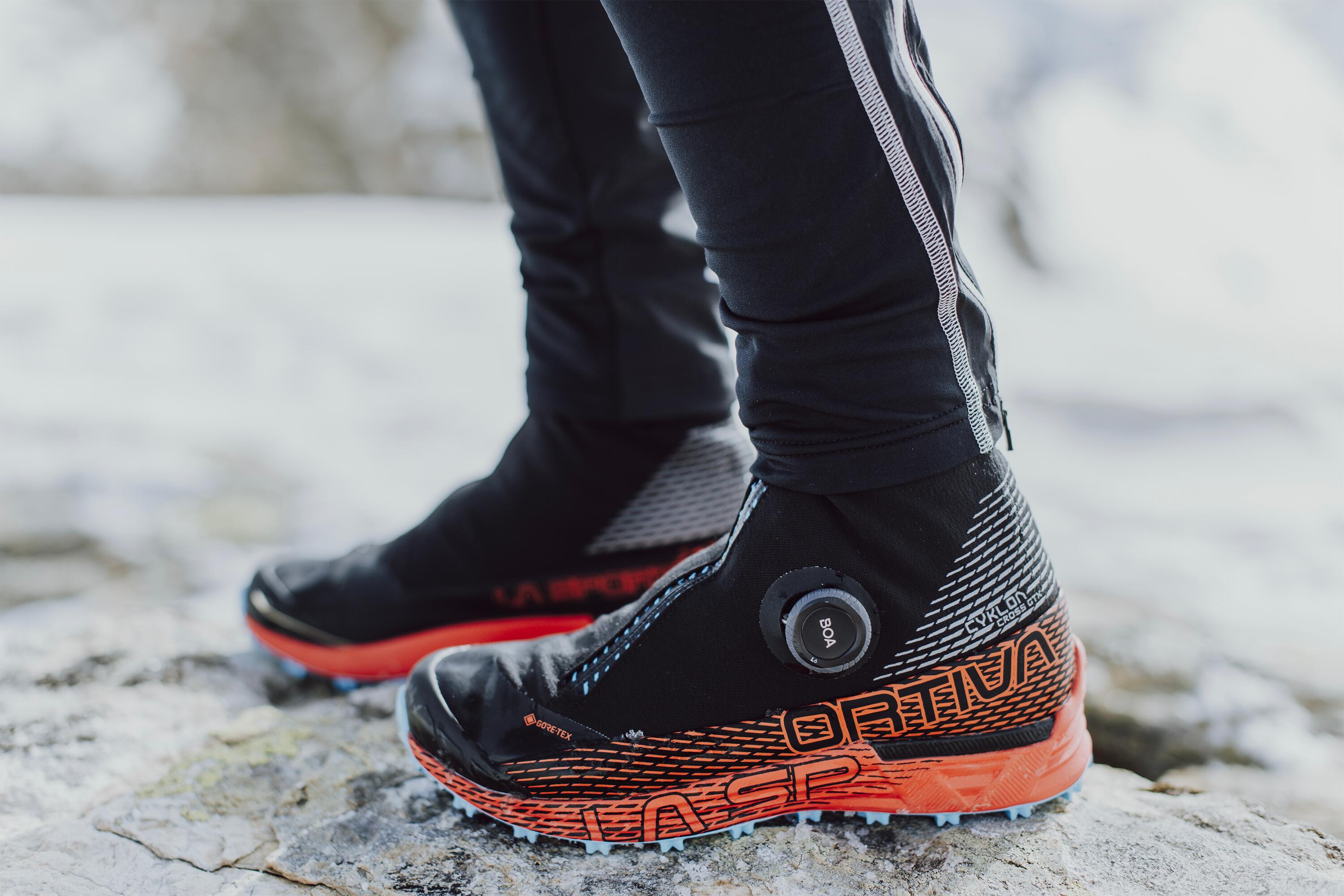 Chaussures techniques de Mountain Running en Gore-Tex 3/6