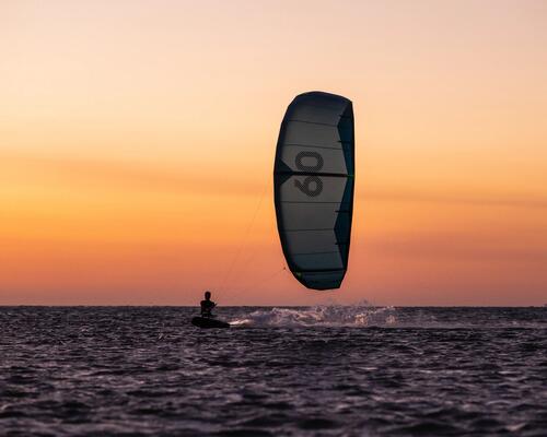 kitesurf