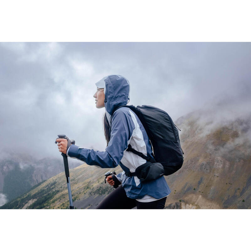 Regenjas voor bergwandelen dames MH500 grijs blauw