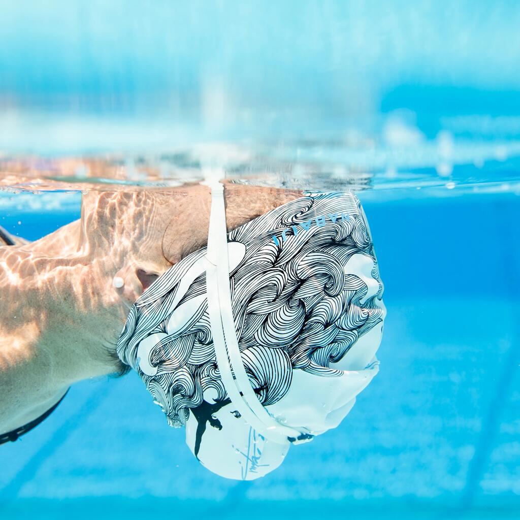 Silicone synchronised swimming cap by Virginie Dedieu