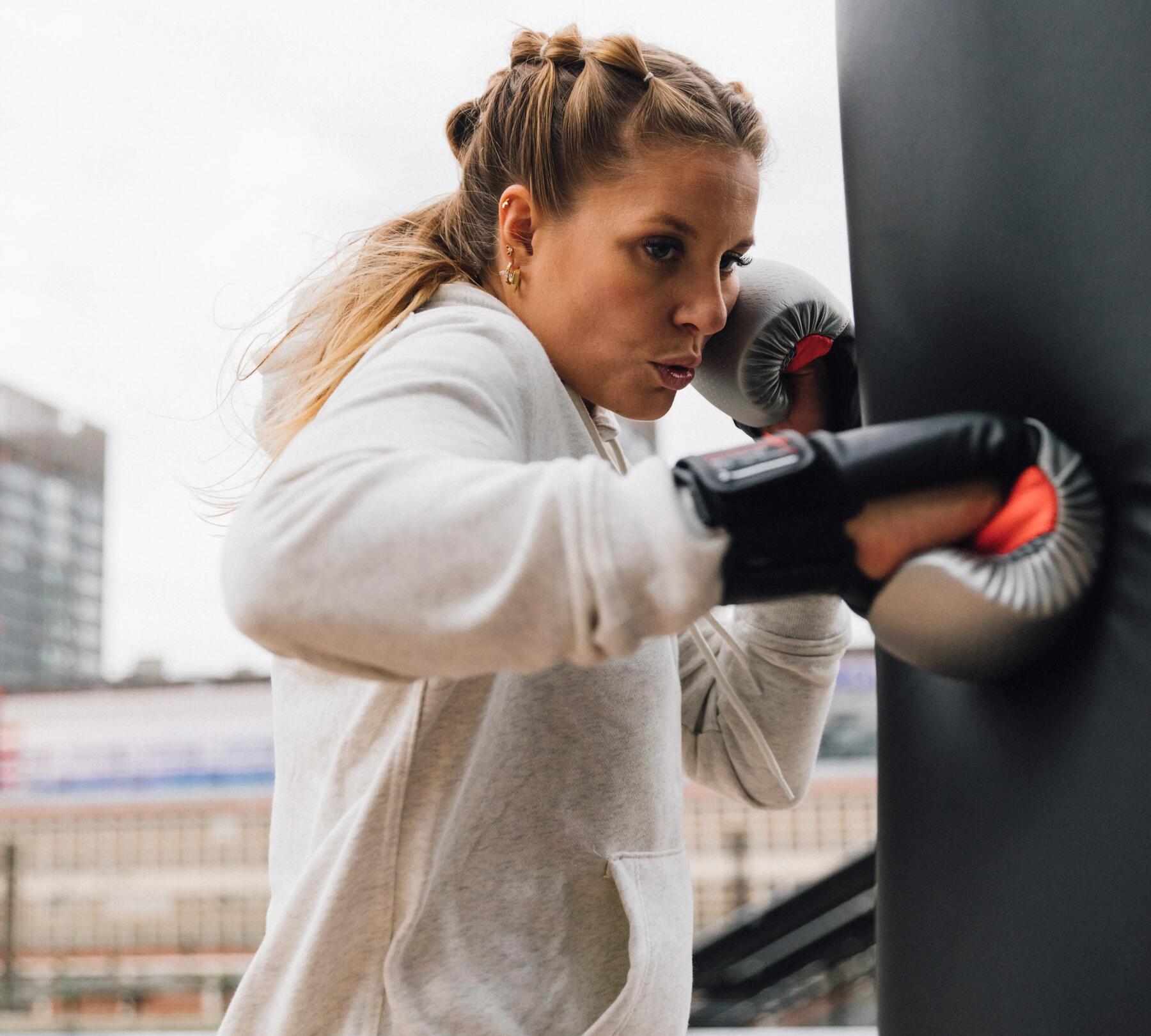 pole punch saco de boxe domyos decathlon boxe outshock