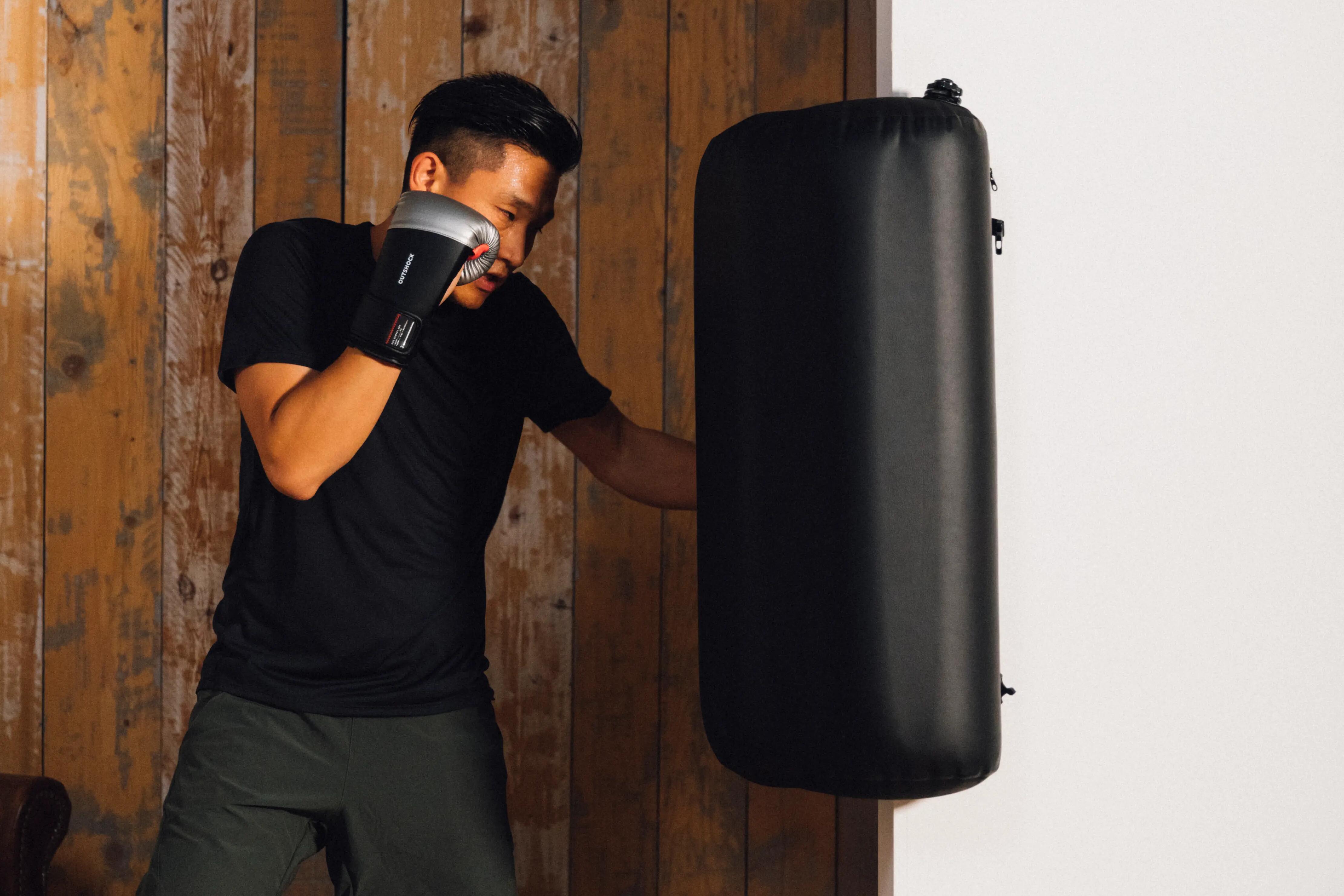 pole punch sac de frappe domyos decathlon boxe outshock