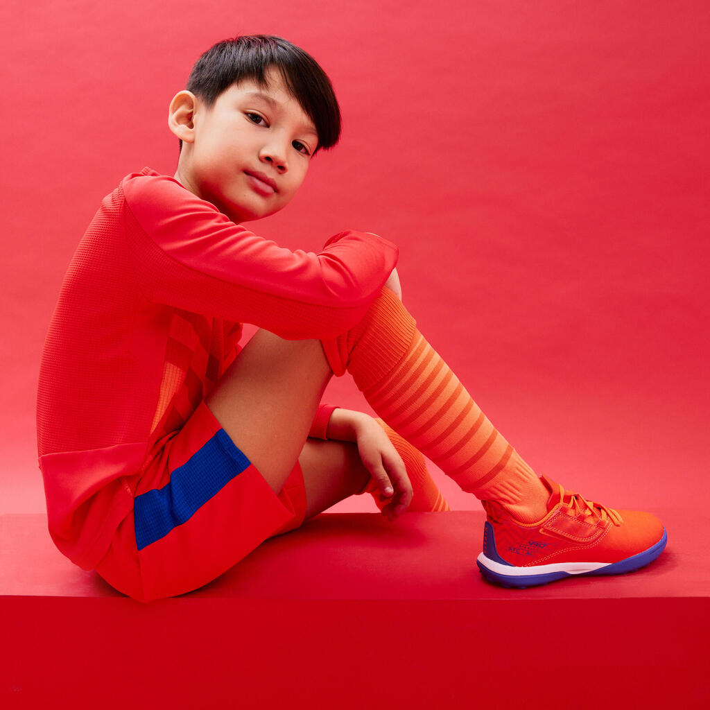 CHAUSSURES DE FOOTBALL ENFANT A SCRATCH VIRALTO I  EASY TURF TF ORANGE