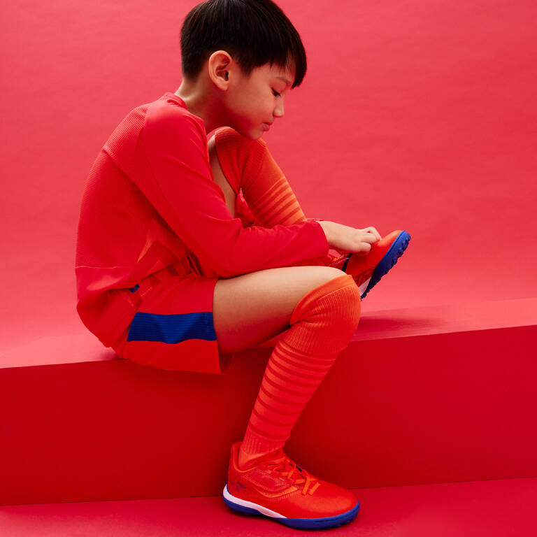 Kids' Rip-Tab Football Boots Viralto I Easy Turf - Orange/Blue