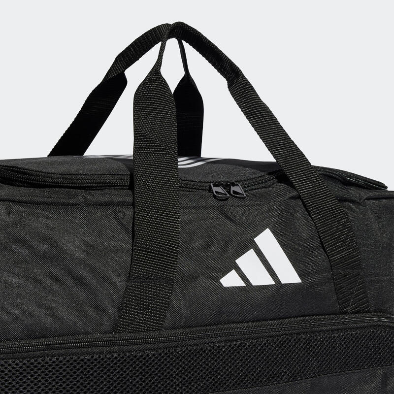 Sac de sport TIRO M noir (39L)