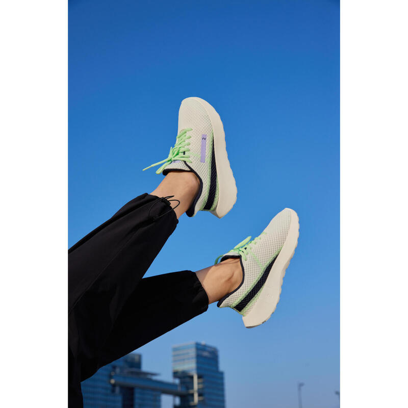 BASKETS RESPIRANTES DE MARCHE FEMME KLNJ BE FRESH BLANCHE MARINE VERT