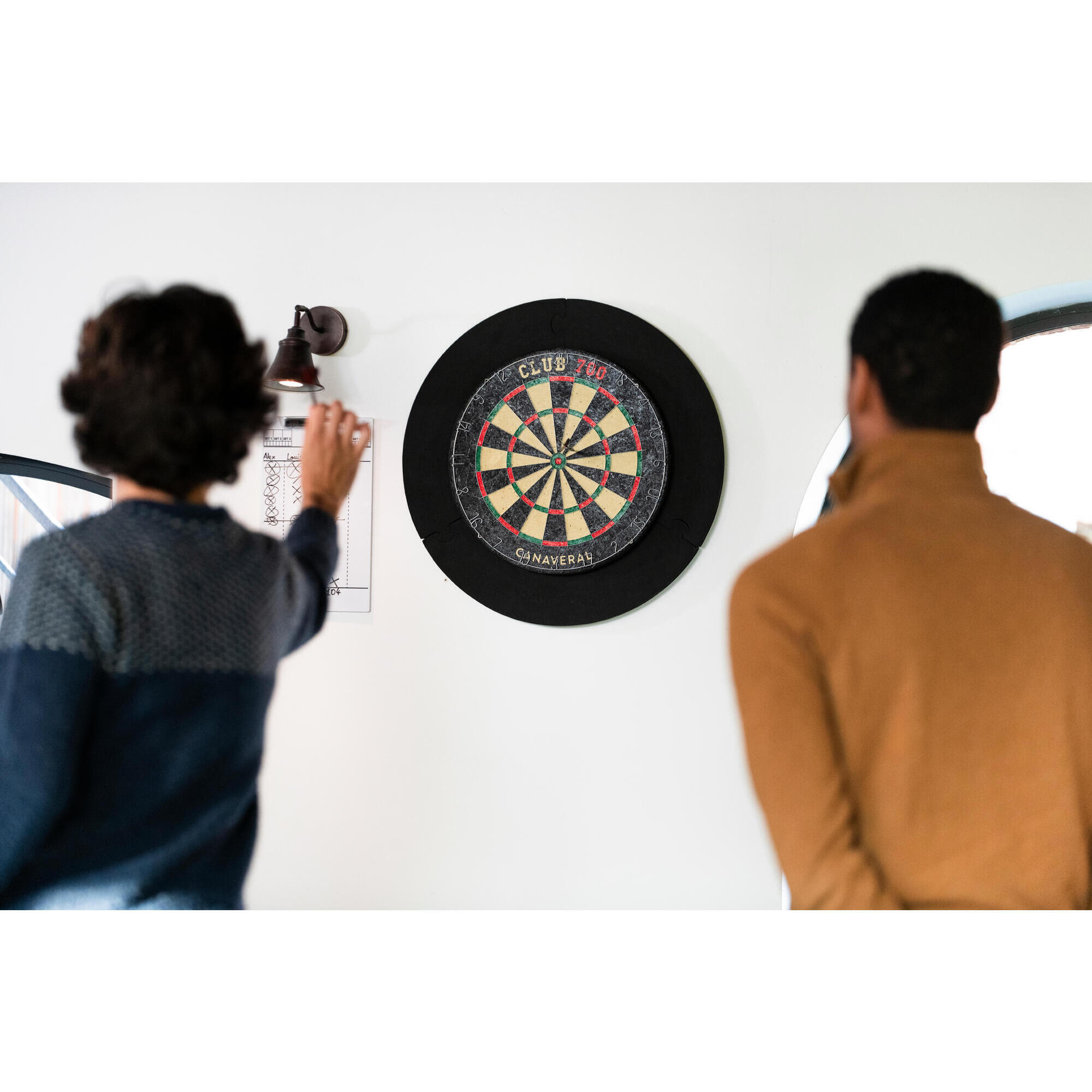 CLUB 700 STEEL-TIPPED DARTBOARD