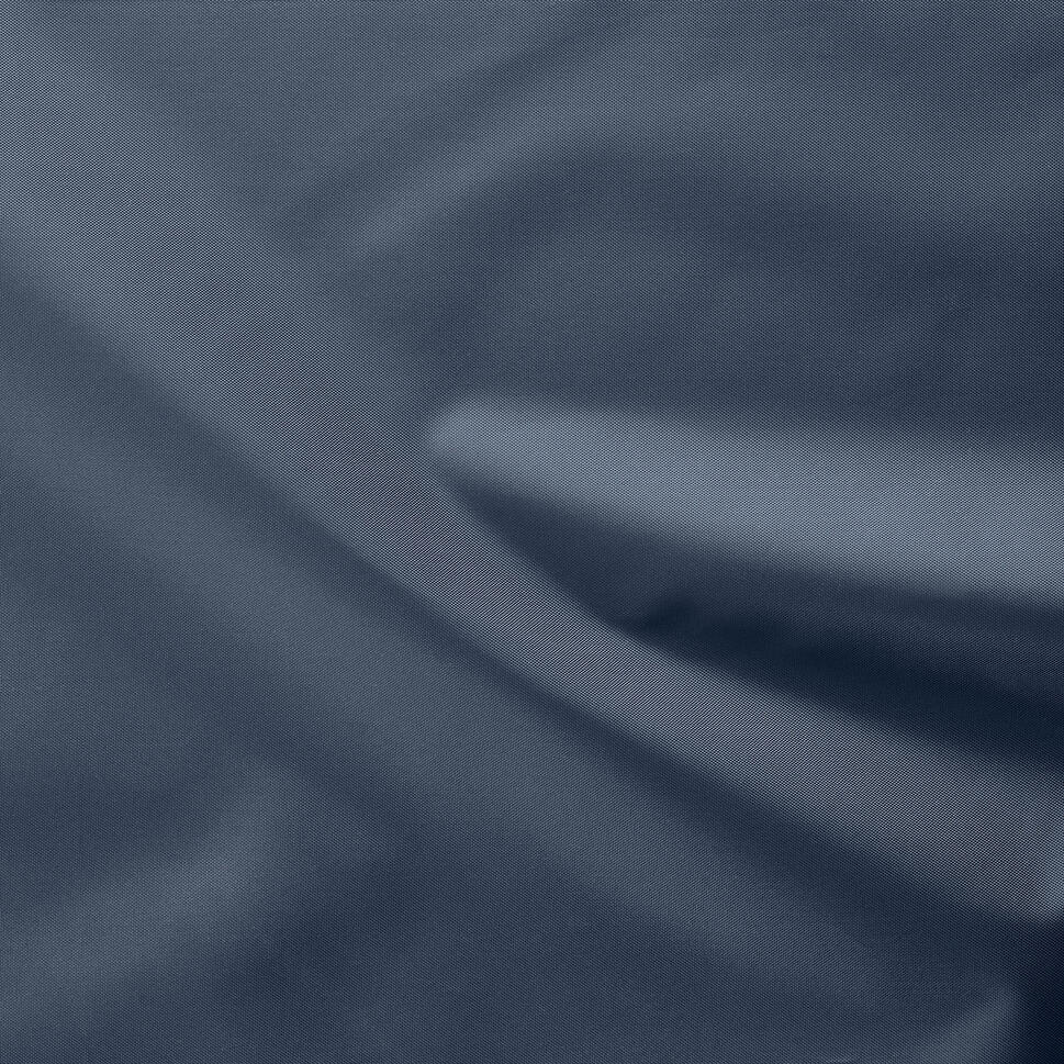 Compact hiking blanket rug for breaks and picnics 146 x 120 cm