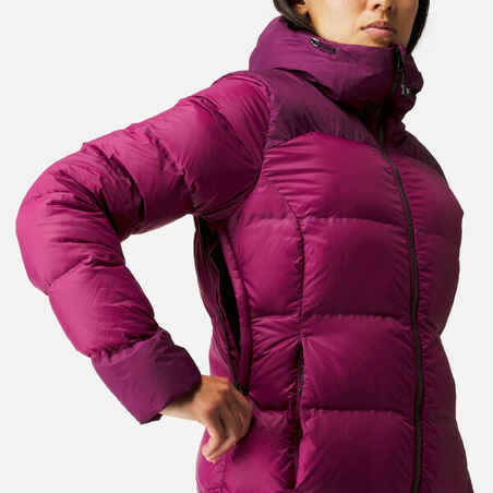 Moteriška kalnų žygių pūkinė striukė su gobtuvu „MT500“, -18°C temperatūrai, violetinė