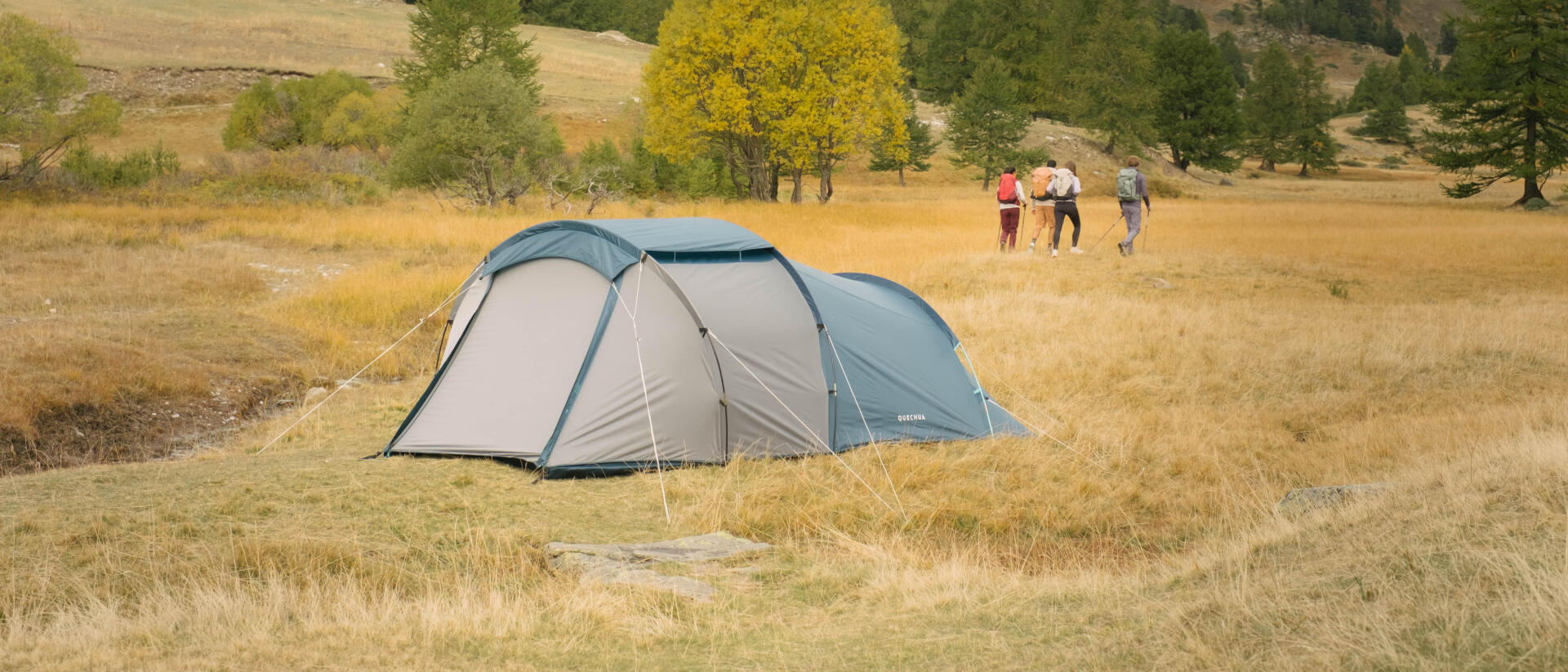 tenda de campismo familiar uma planície