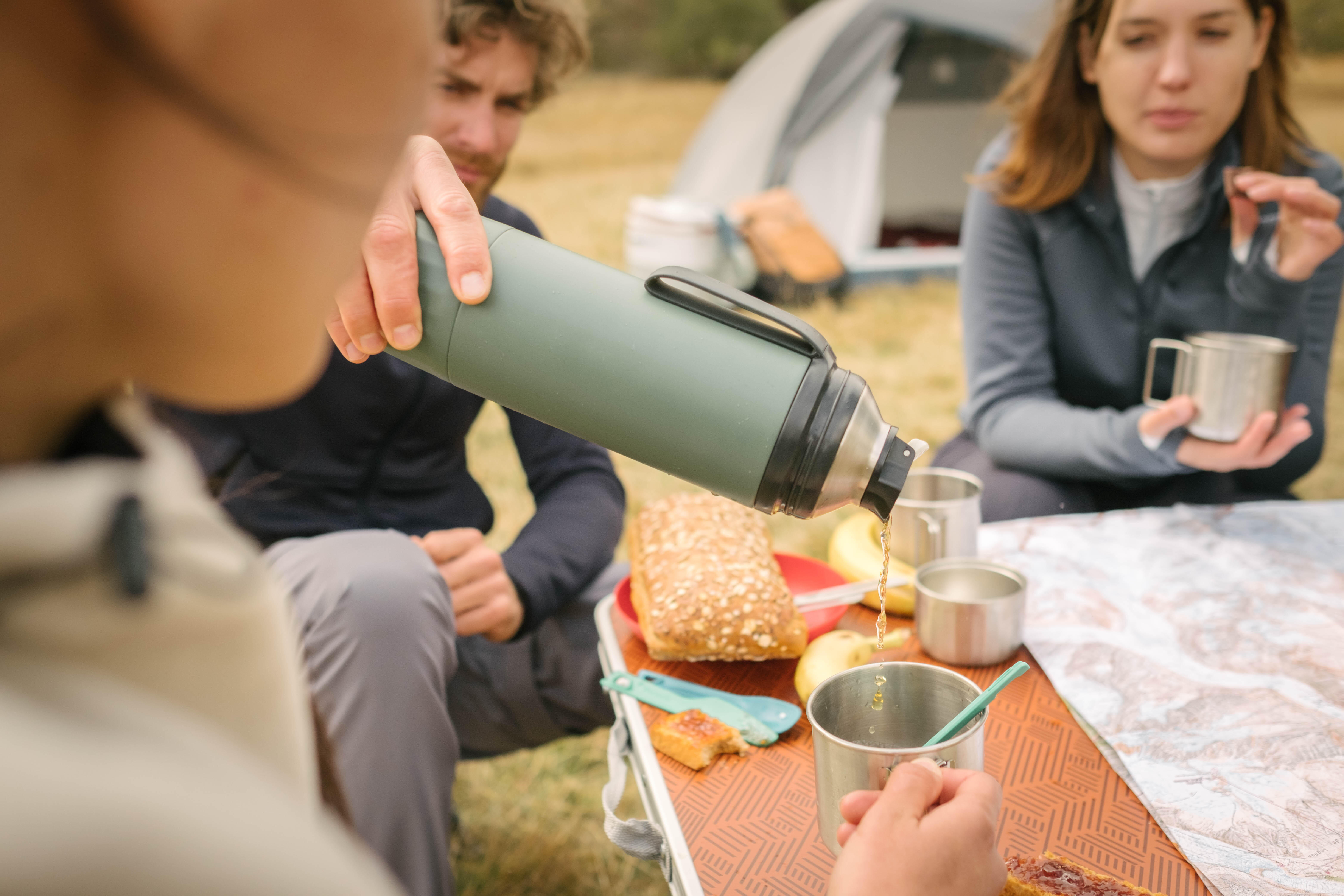 Bouteille en inox isotherme avec filtre à thé 1 L - QUECHUA