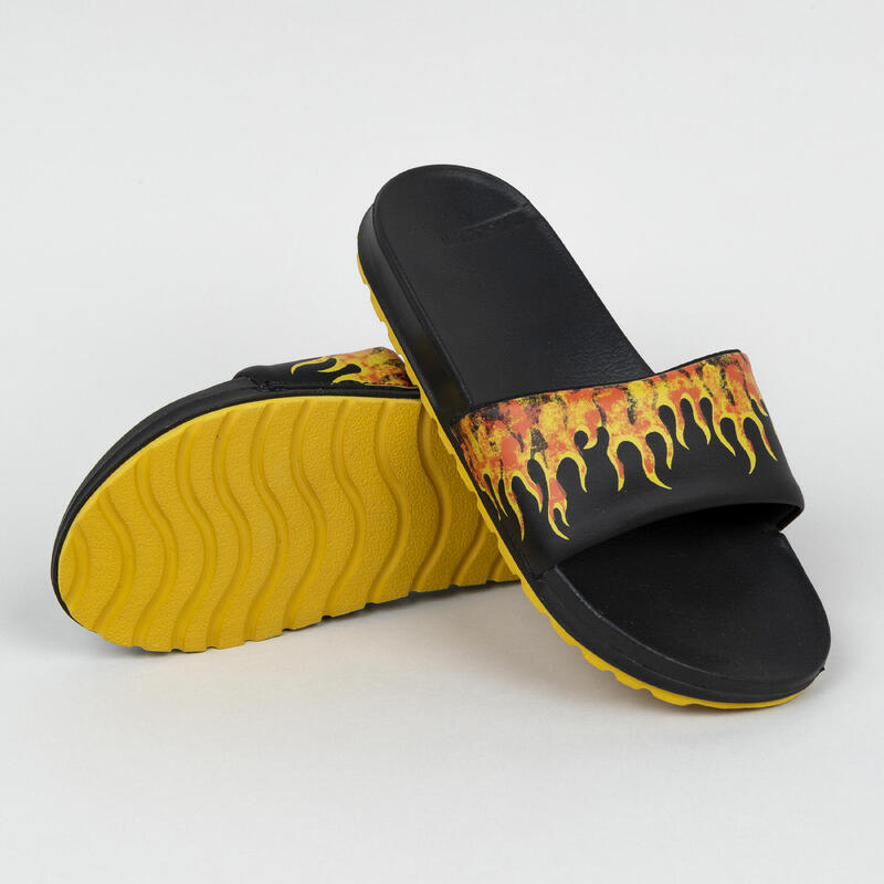 Surfslippers voor jongens 550 zwart met vlammenprint