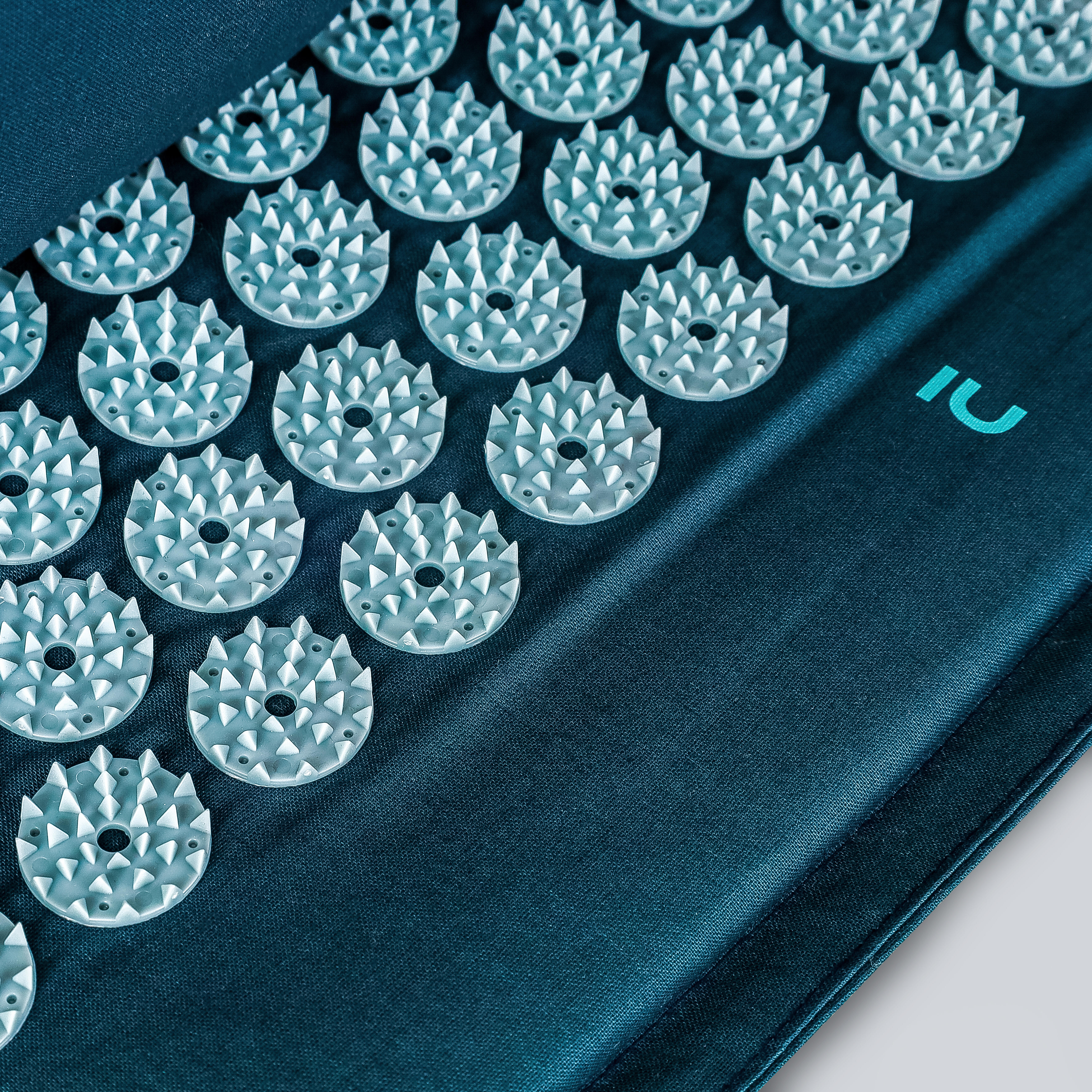 Acupressure Mat and Cushion - Blue - DECATHLON