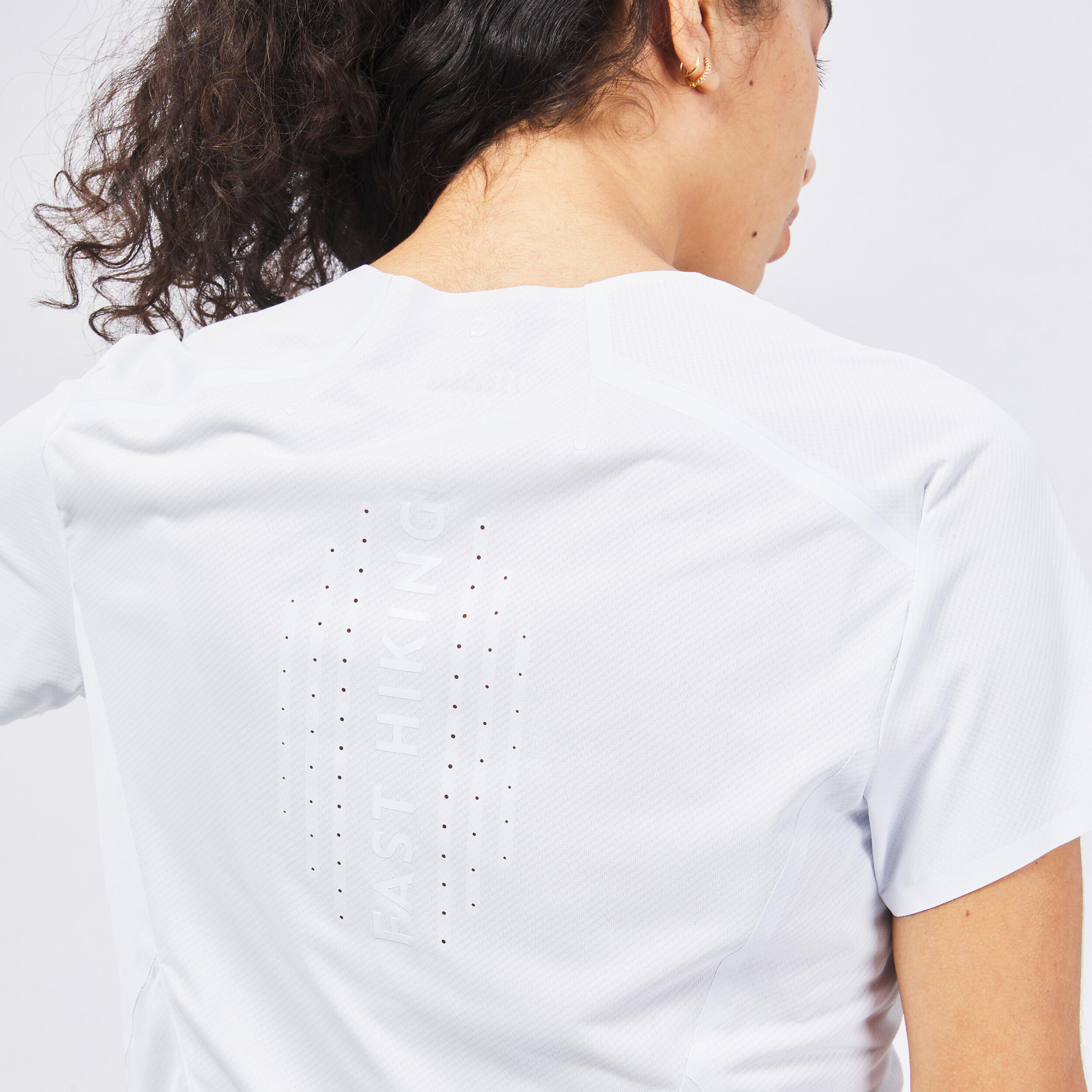 Camiseta de montaña y trekking manga corta ultraligera Mujer Quechua FH500 4/6