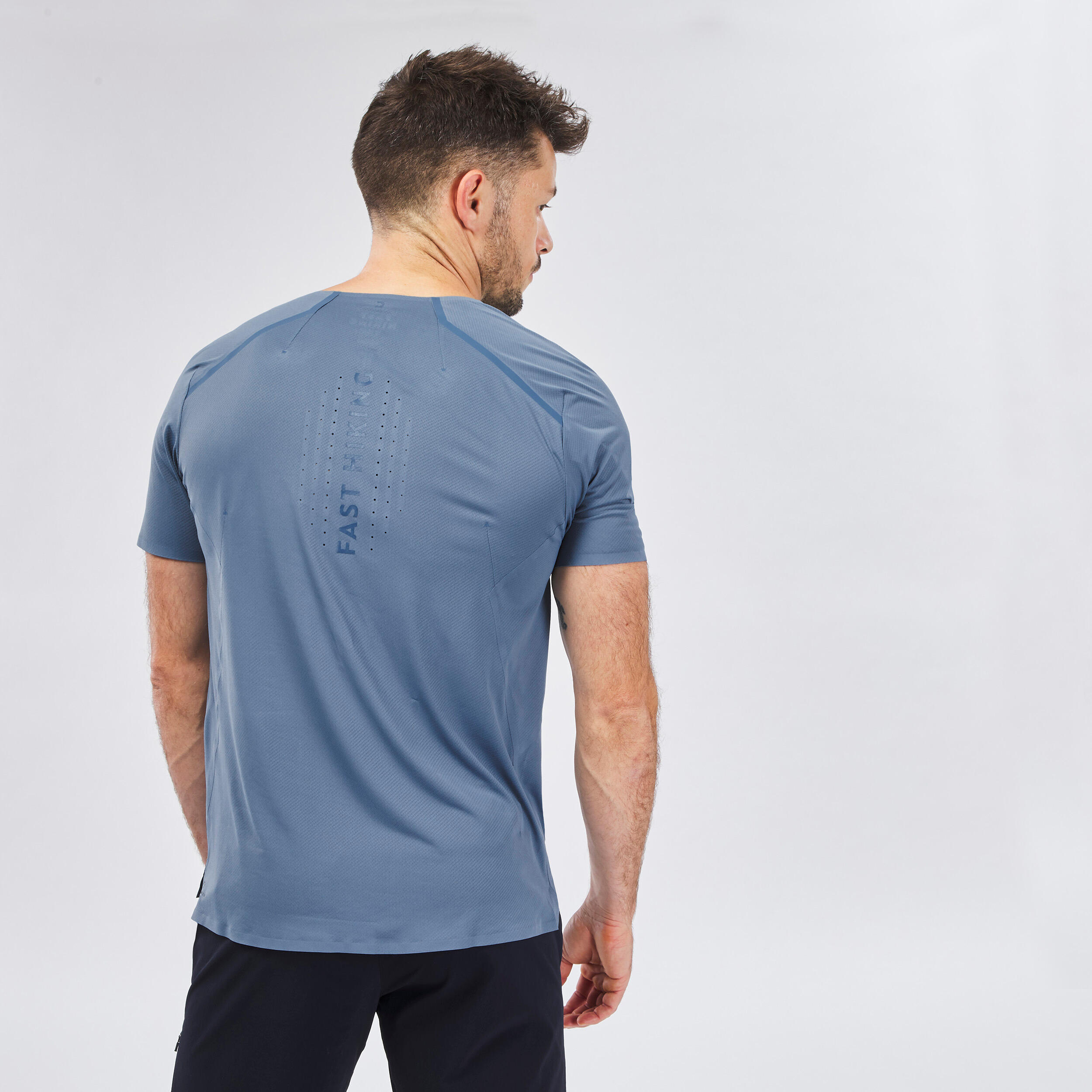 T shirt manches courtes de randonnee rapide homme FH900 ice QUECHUA Decathlon
