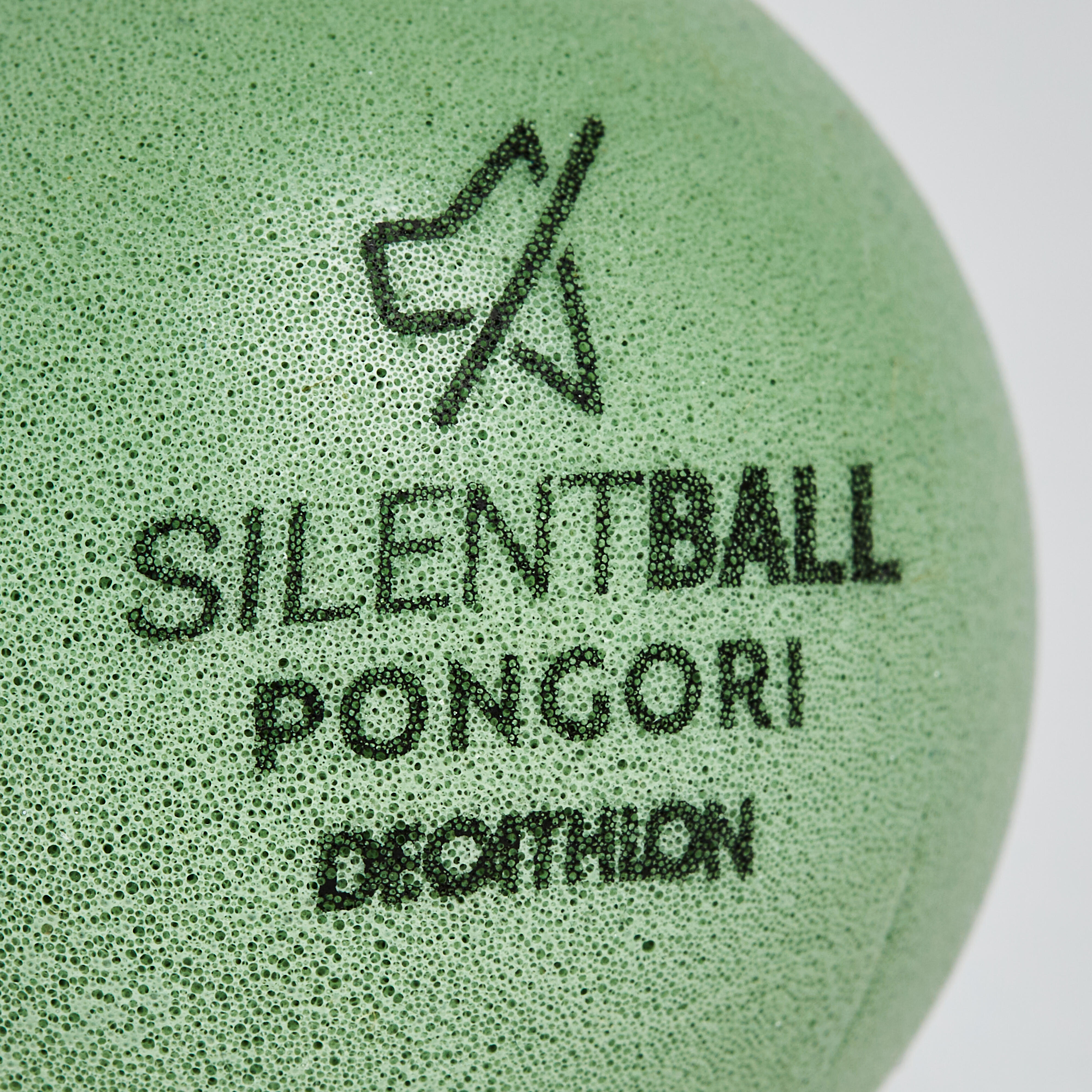 PONGORI Loptička na stolný tenis PPB 100 Silent penová 6 ks bez · záber 4