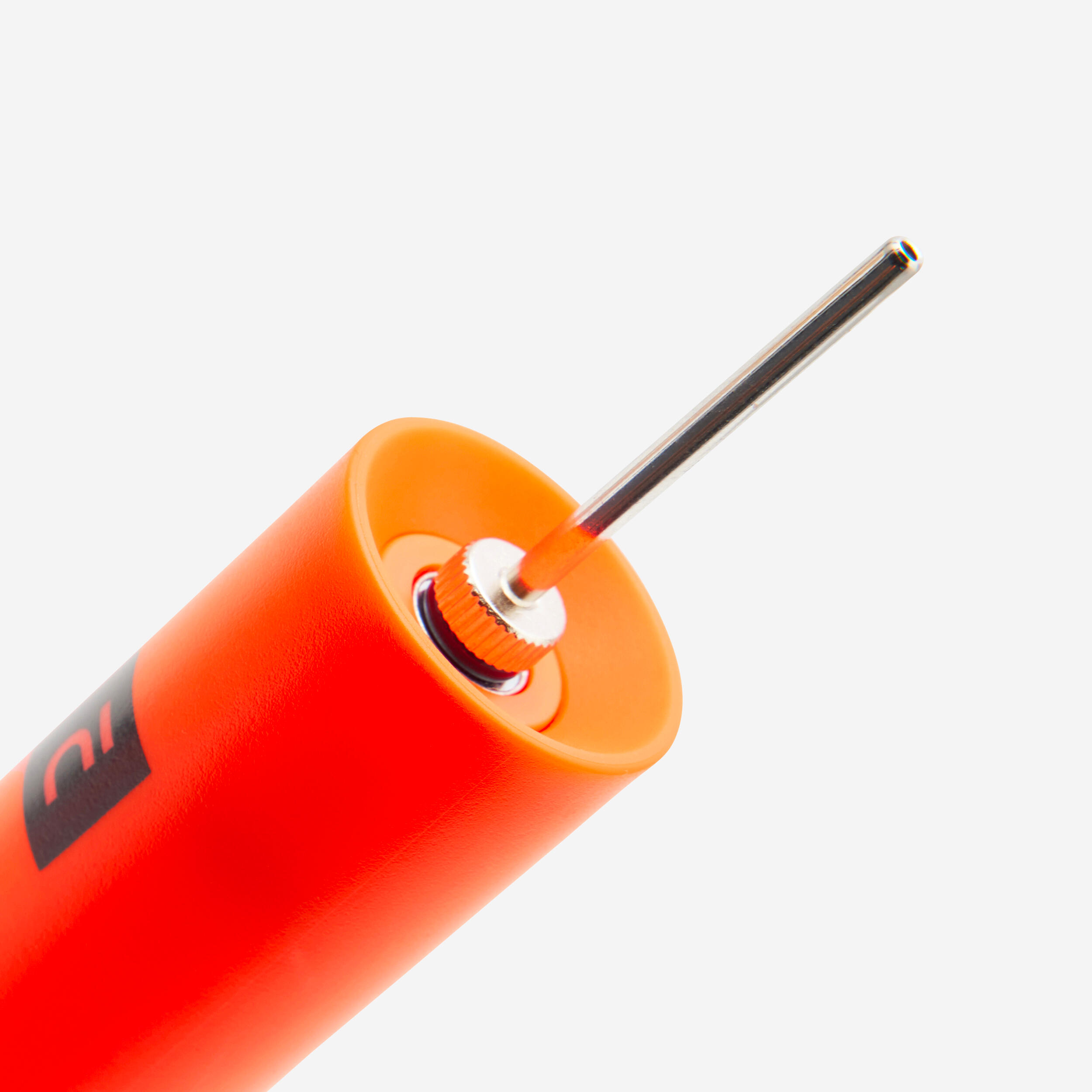 Single Action Ball Pump - Essential - KIPSTA