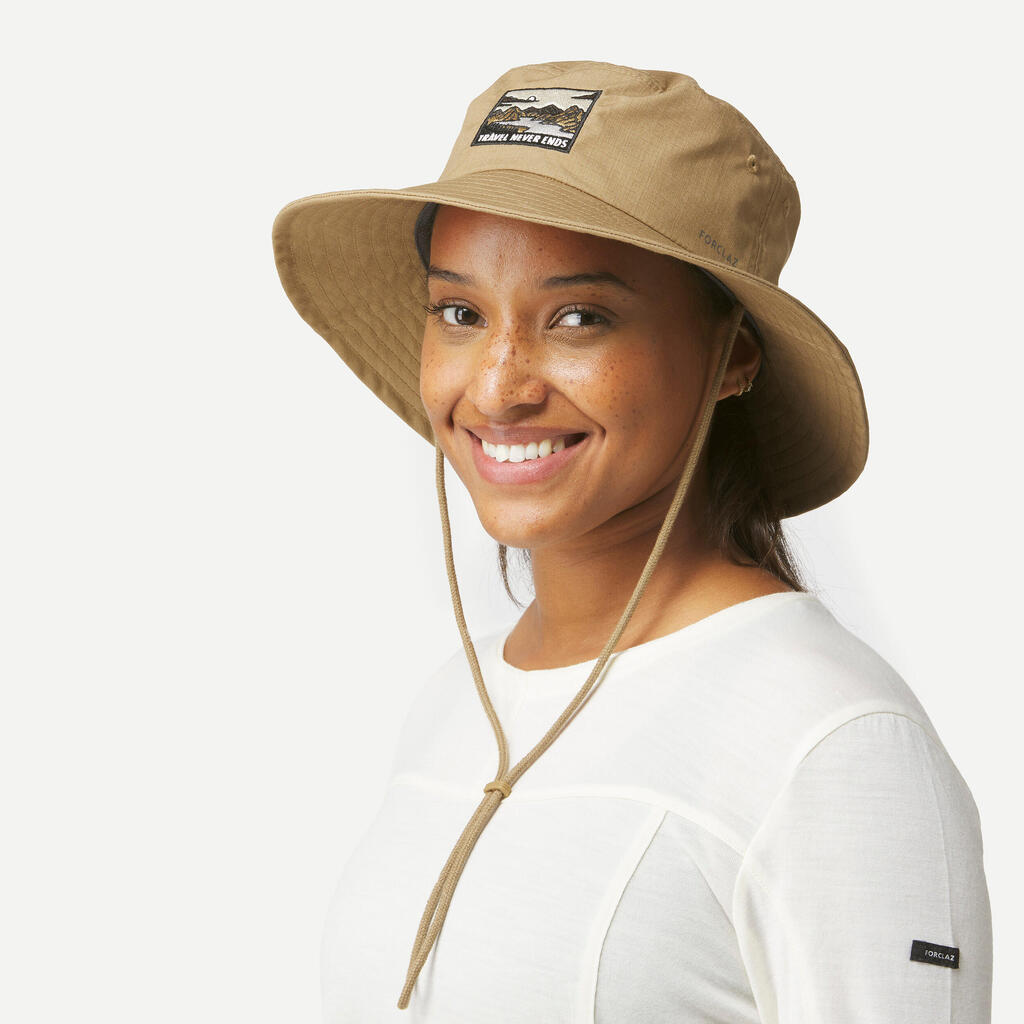 Trekingový klobúk Travel 100 s ochranou proti UV sivý