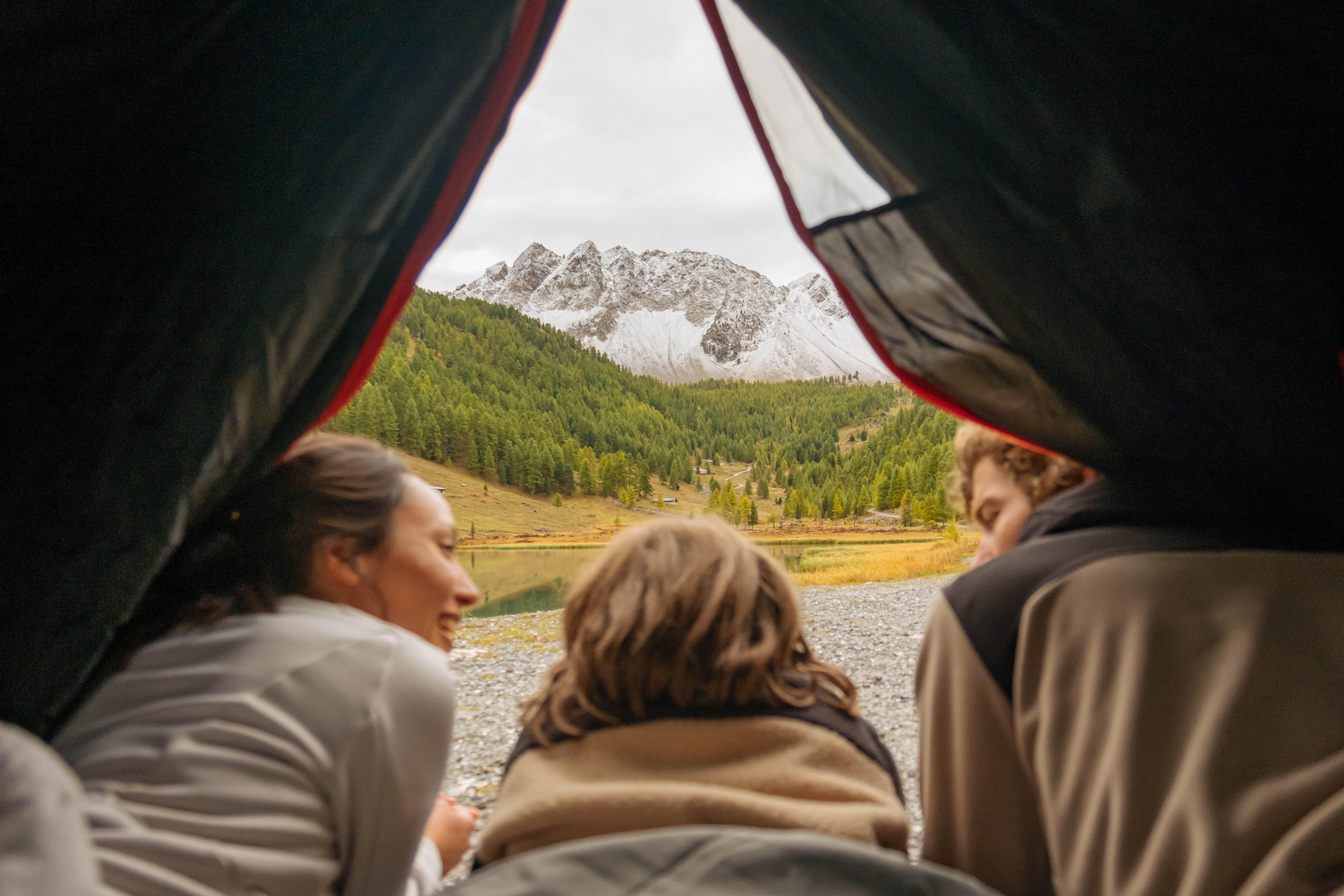 3-Person Camping Tent, 2 Seconds Easy Fresh & Black - QUECHUA
