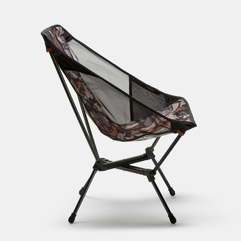 CHAISE BASSE PLIANTE DE CAMPING MH500 CAMO