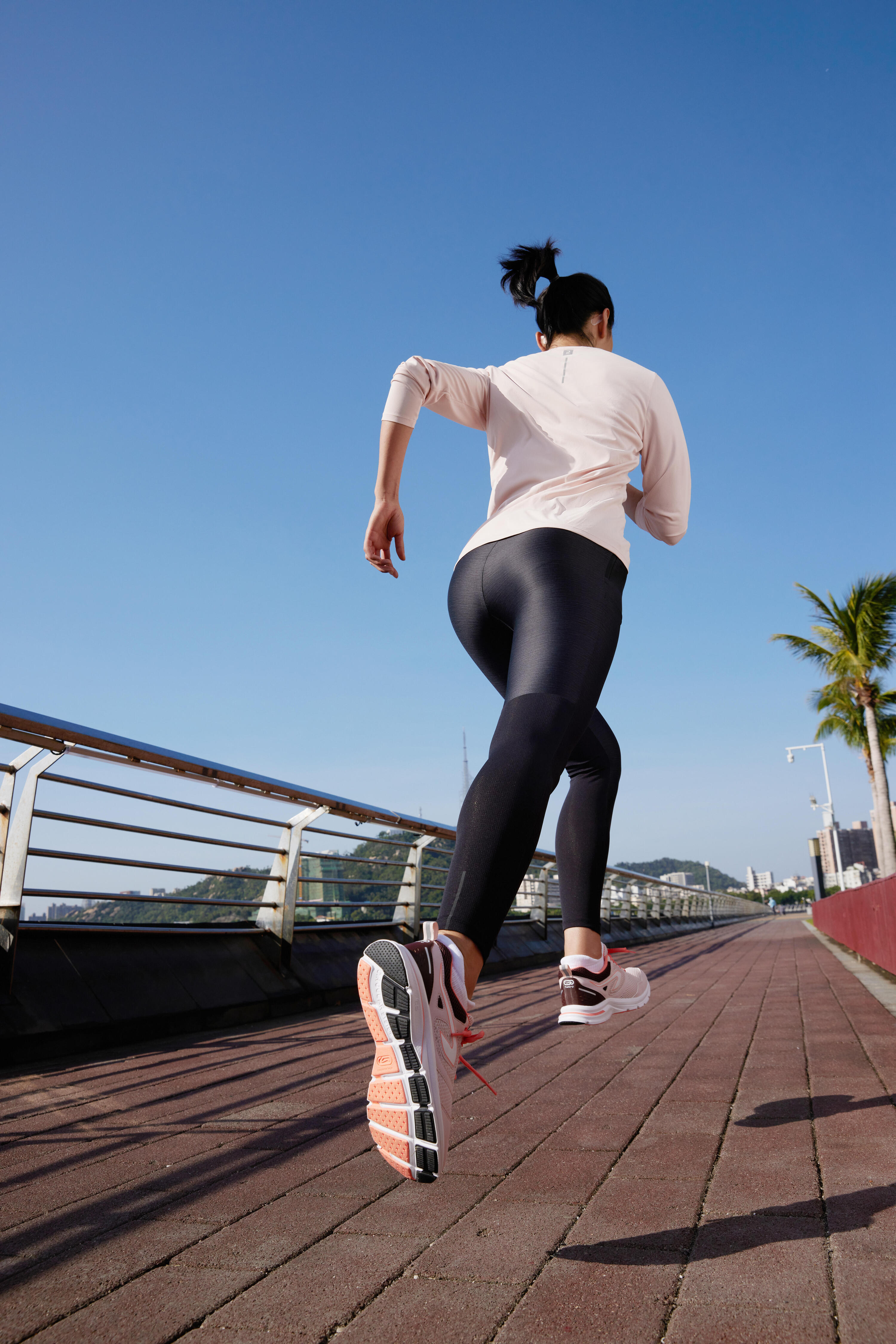 Playera de running de manga larga rosa para mujer Sun Protect 17/18