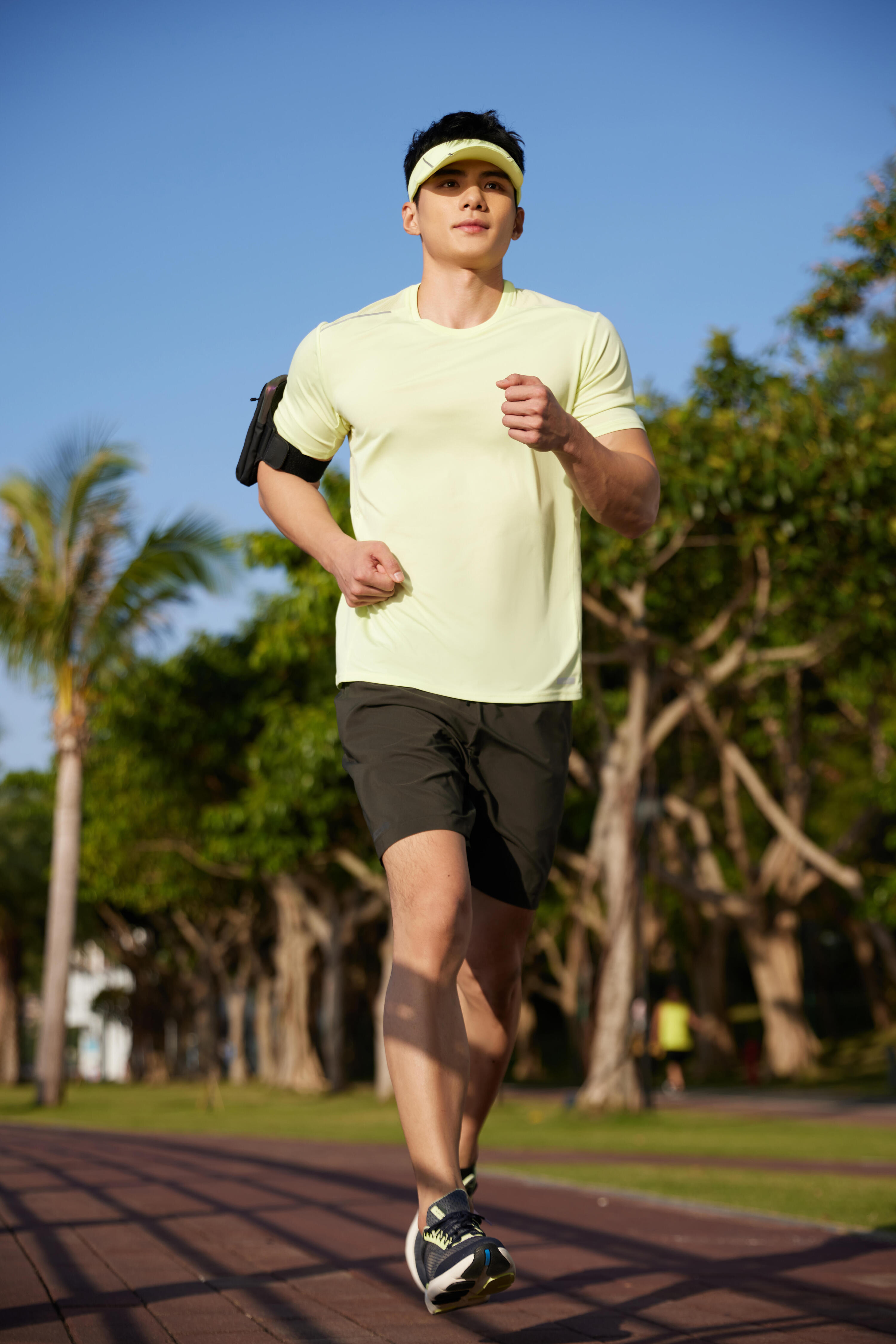 Braçadeira de Telemóvel para Corrida Adulto - KIPRUN Multibolsos Preto 14/14
