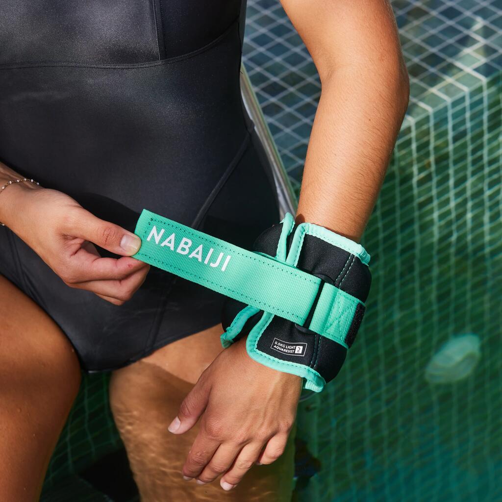 Bracelets Lestés  avec boucle aquagym vert clair. 2*0,5 KG