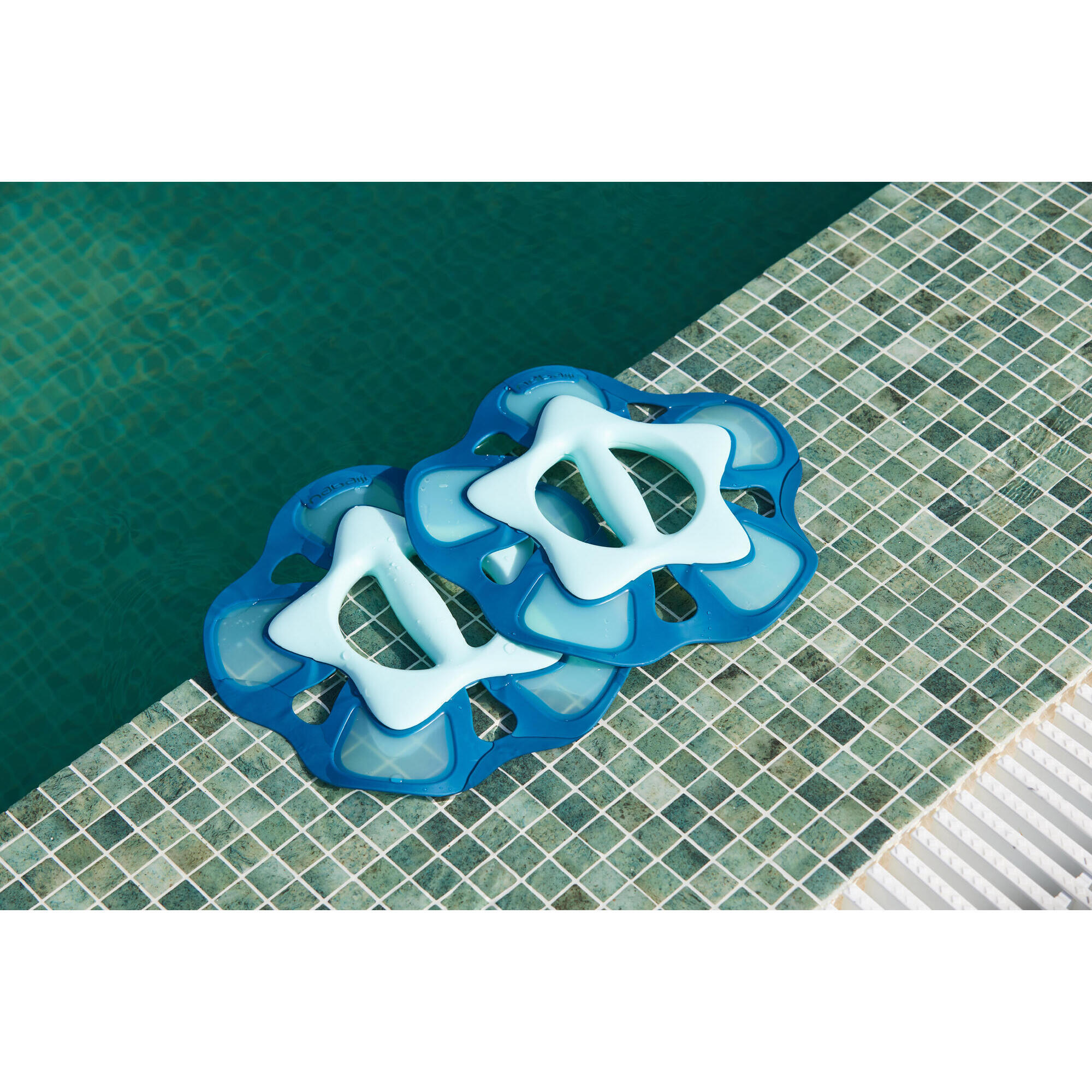 Pair of Pullpush S flower Aquagym aquatic dumbbells green blue