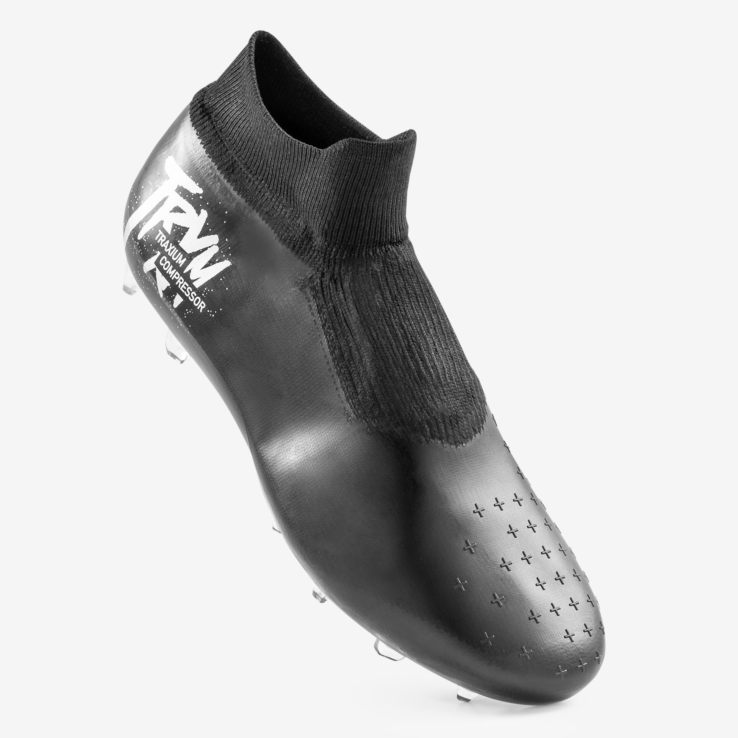 Chaussure de football TRAXIUM COMPRESSOR FG 4/10